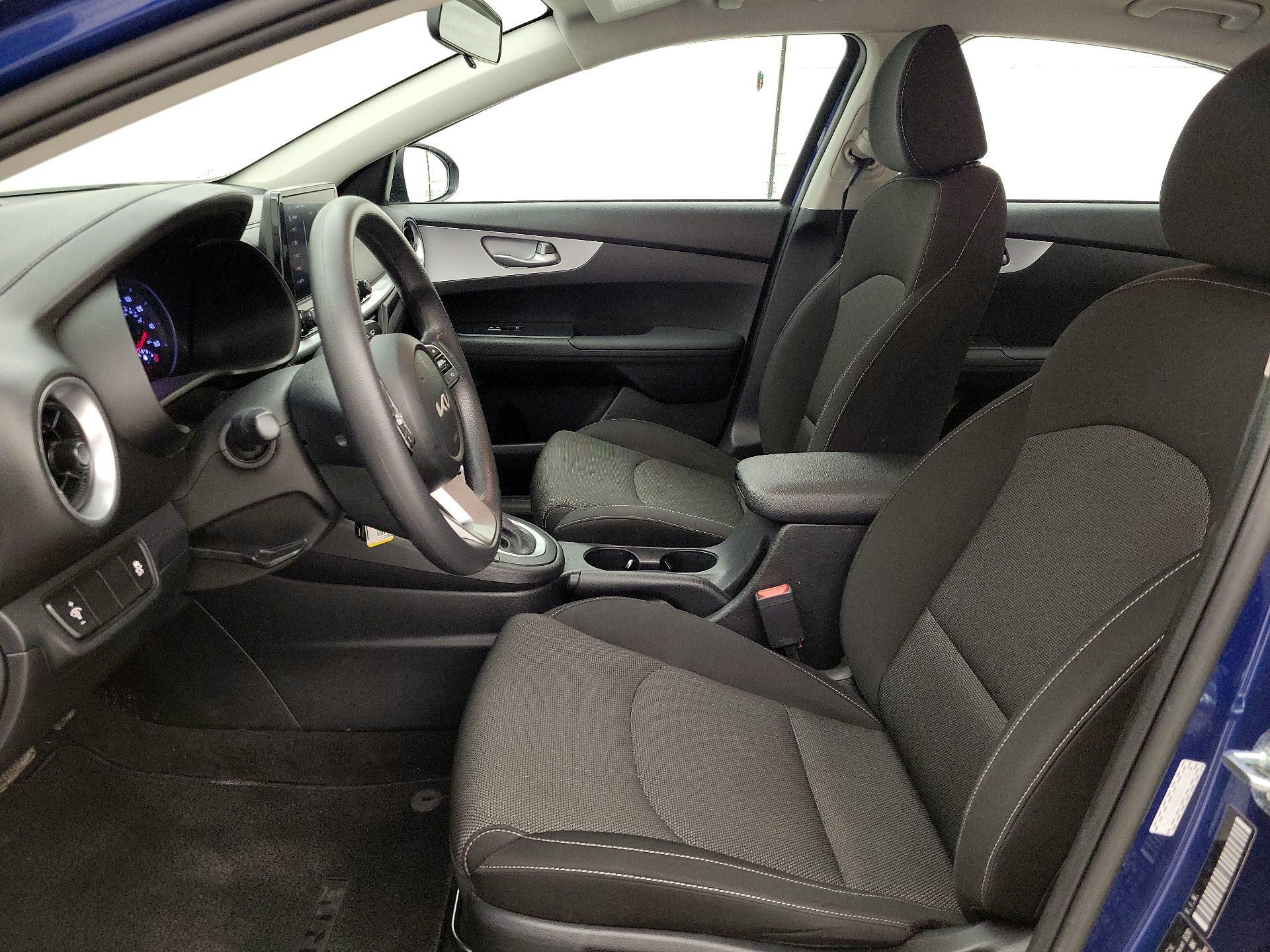 Thumbnail: 2023 Kia Forte - 11