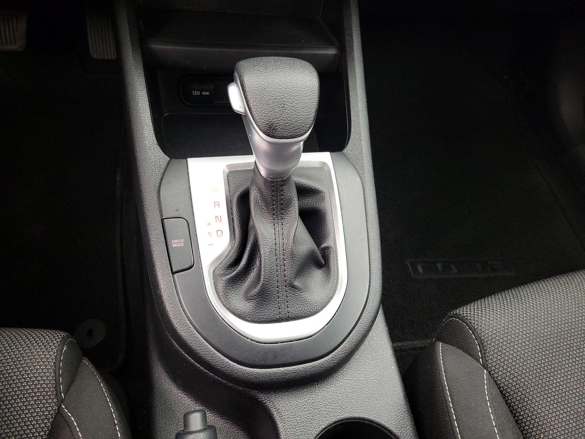 Thumbnail: 2023 Kia Forte - 17