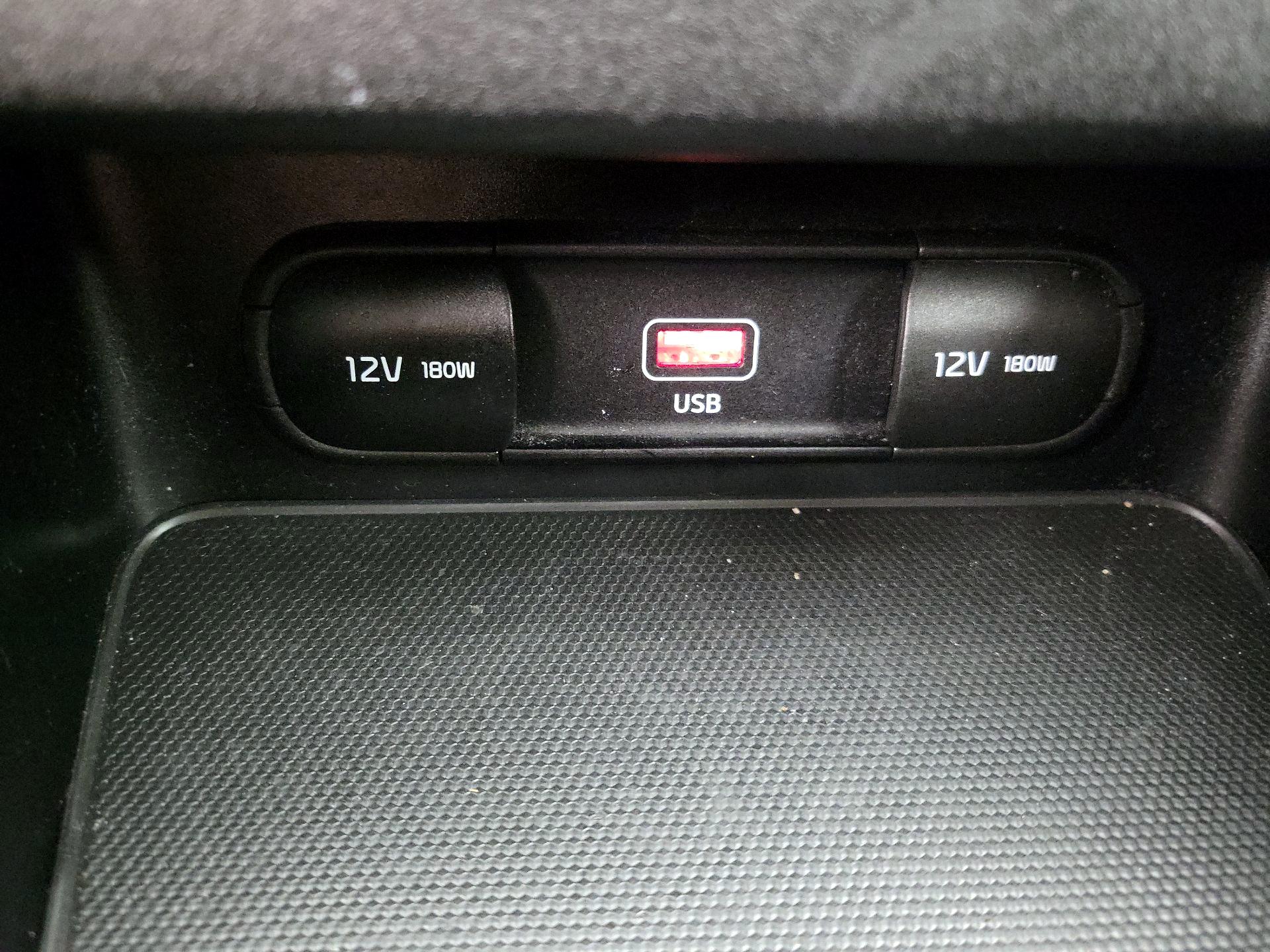 Thumbnail: 2023 Kia Forte - 18