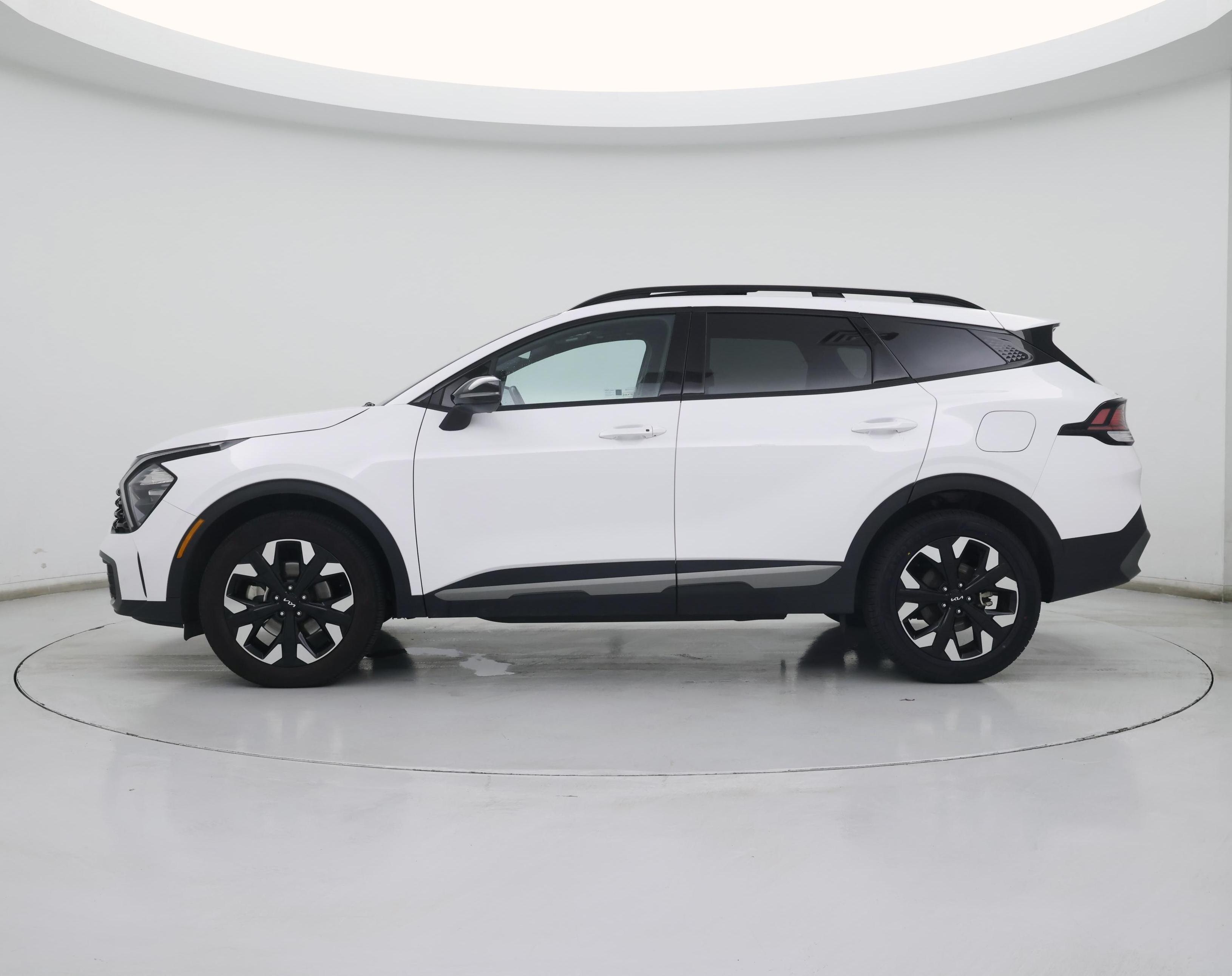 Thumbnail: 2023 Kia Sportage - 3