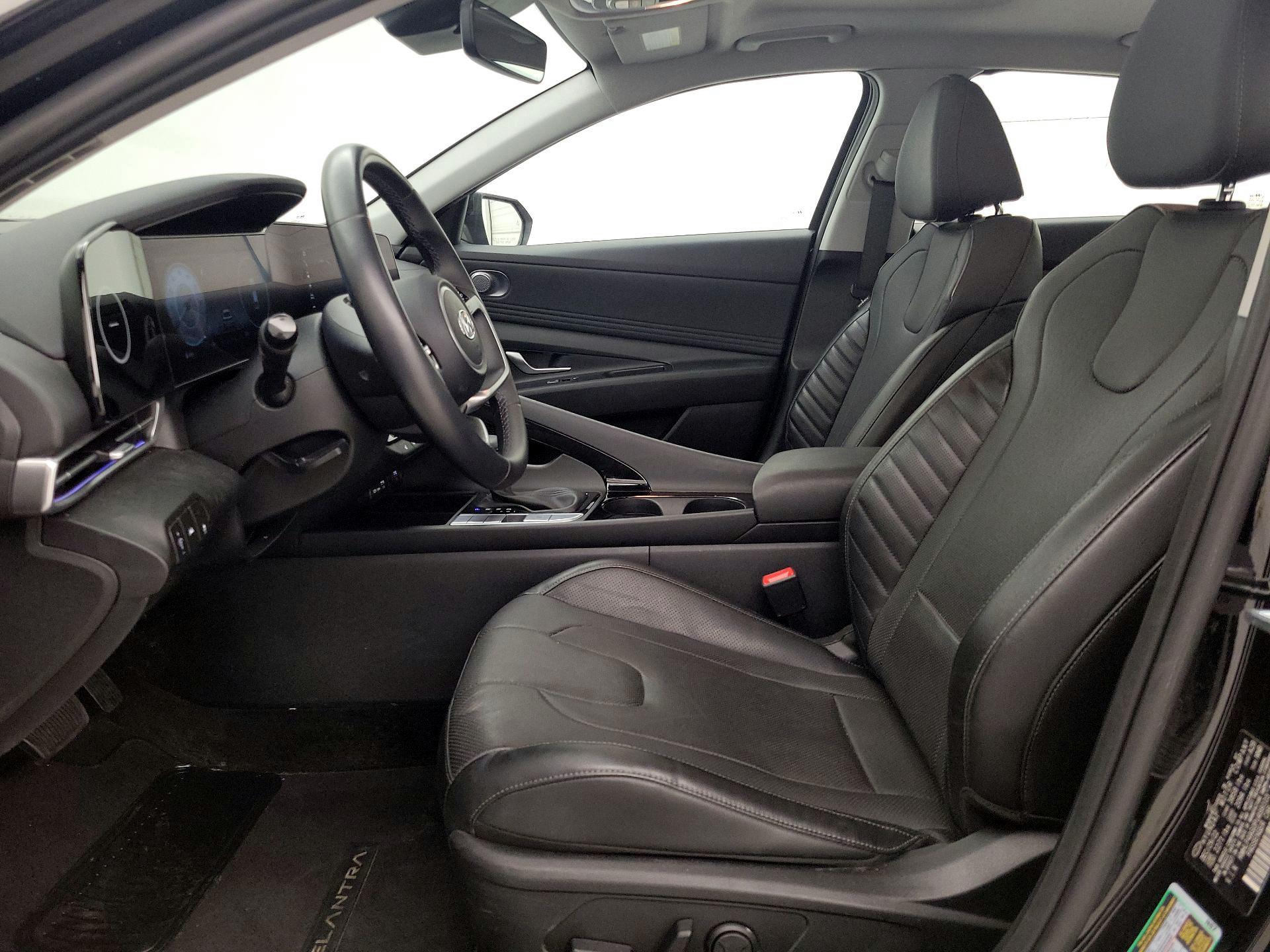 Thumbnail: 2023 Hyundai Elantra - 11