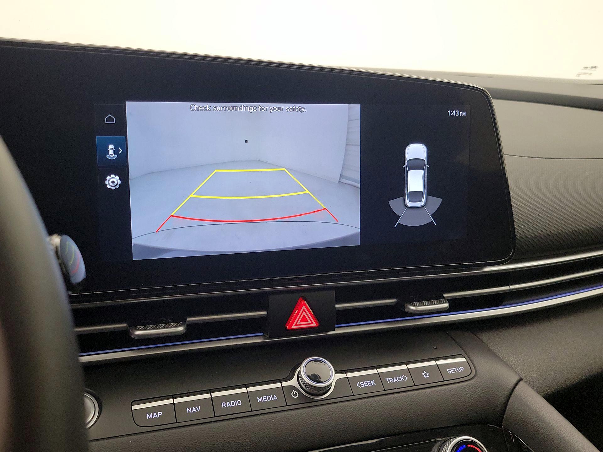 Thumbnail: 2023 Hyundai Elantra - 15