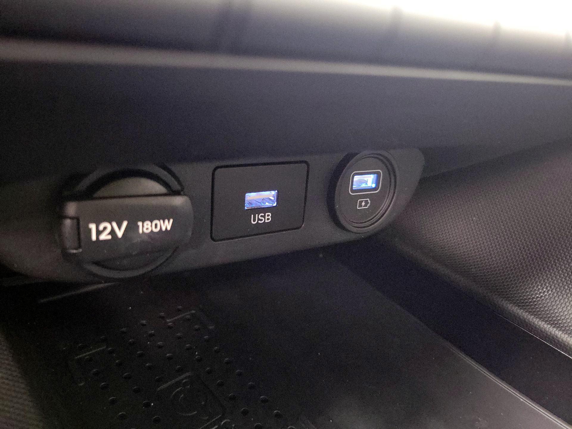 Thumbnail: 2023 Hyundai Elantra - 19