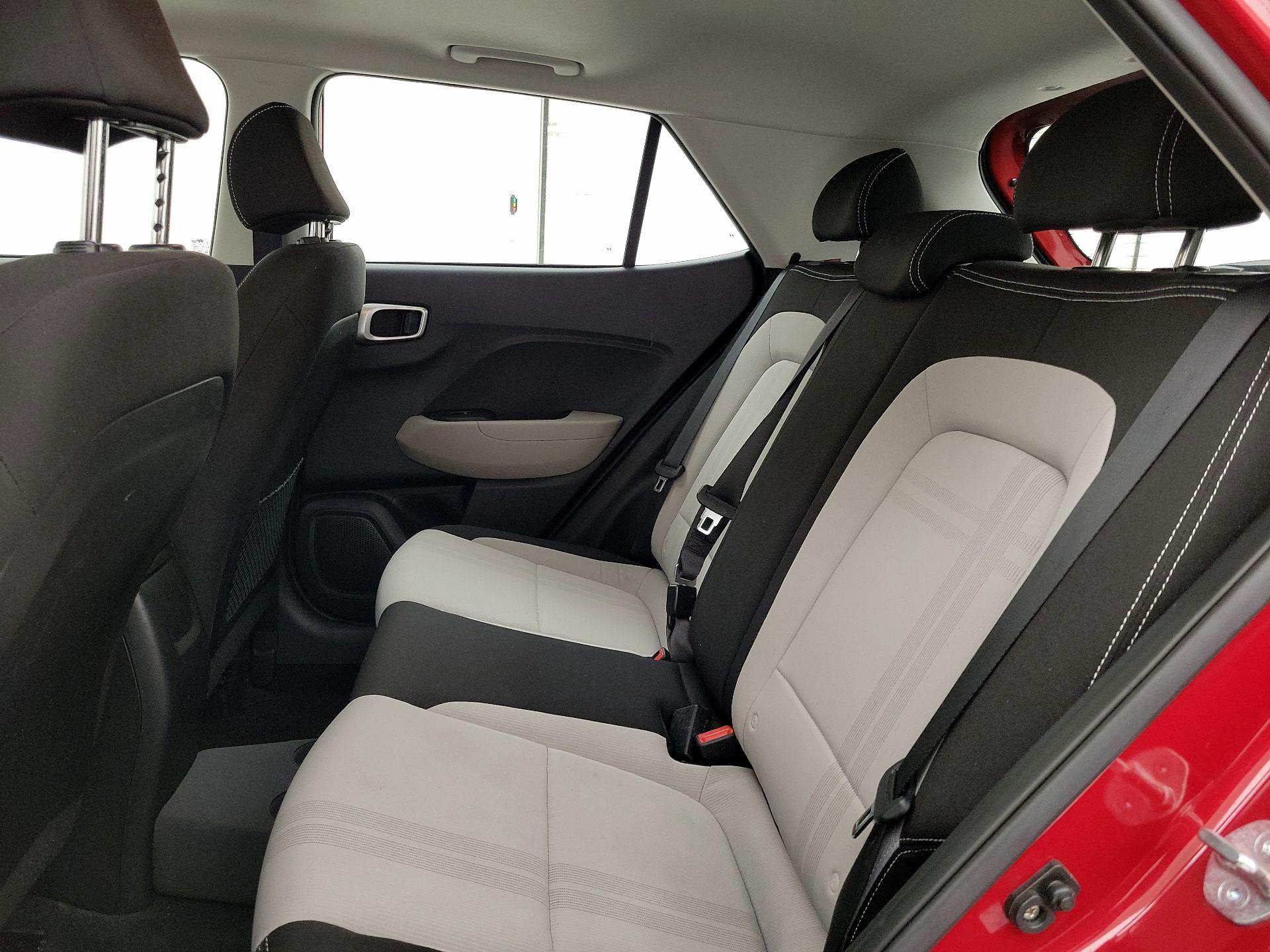 Thumbnail: 2023 Hyundai Venue - 20