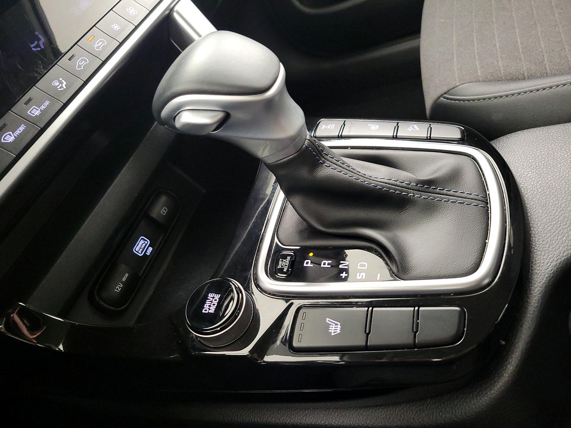 Thumbnail: 2023 Kia Seltos - 18