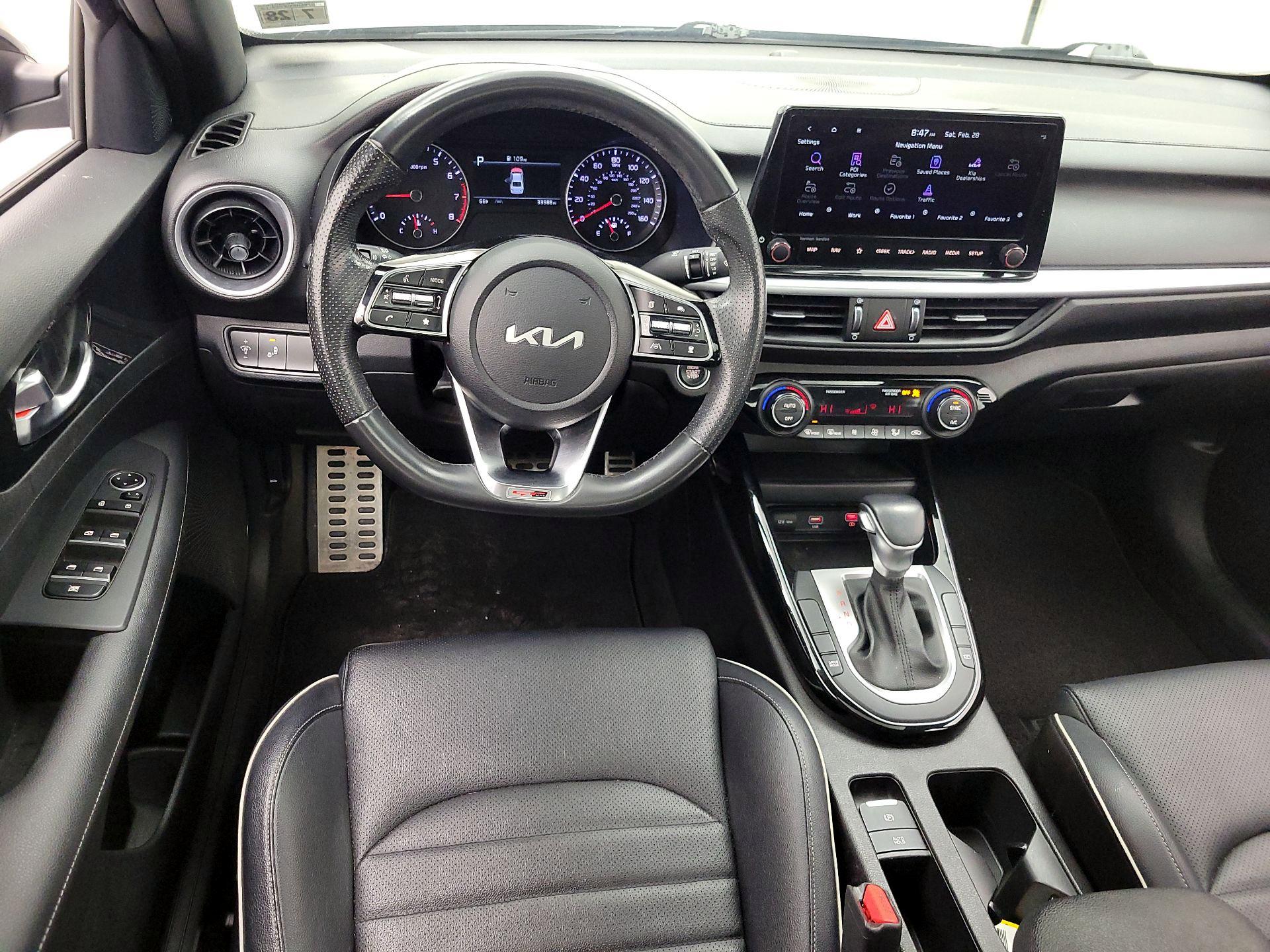 Thumbnail: 2023 Kia Forte - 10