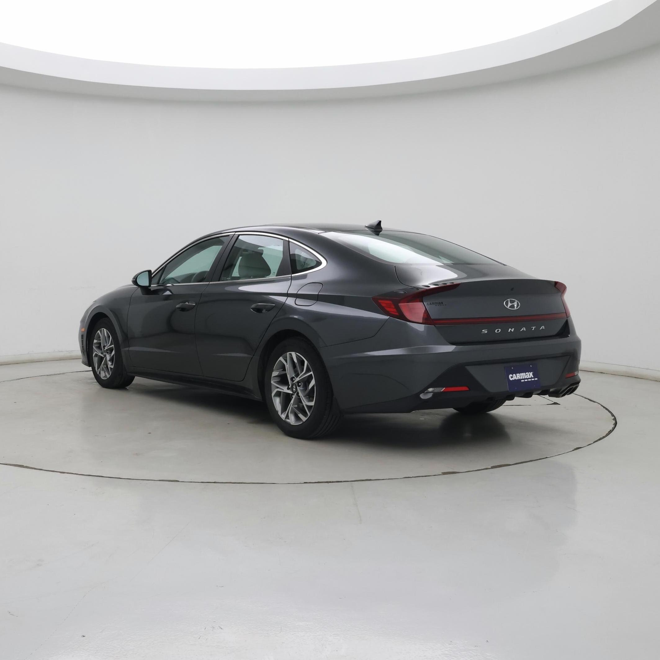 Thumbnail: 2023 Hyundai Sonata - 2