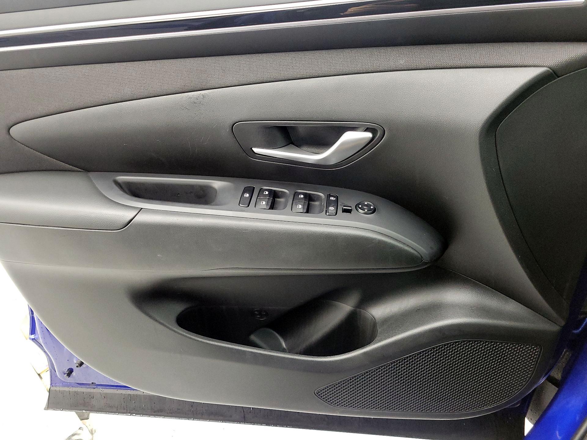 Thumbnail: 2023 Hyundai Tucson - 12