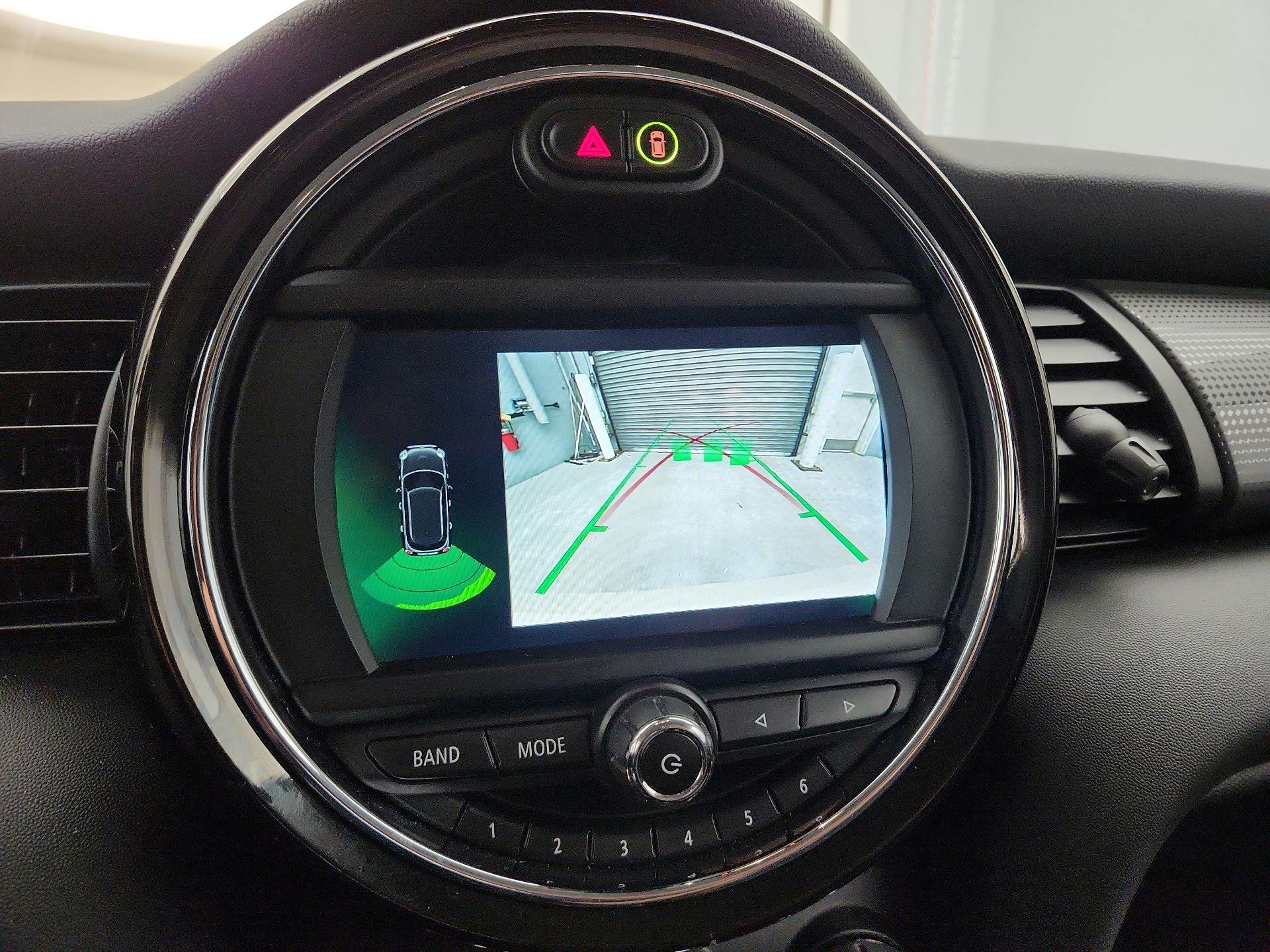 Thumbnail: 2021 MINI Cooper Hardtop - 13