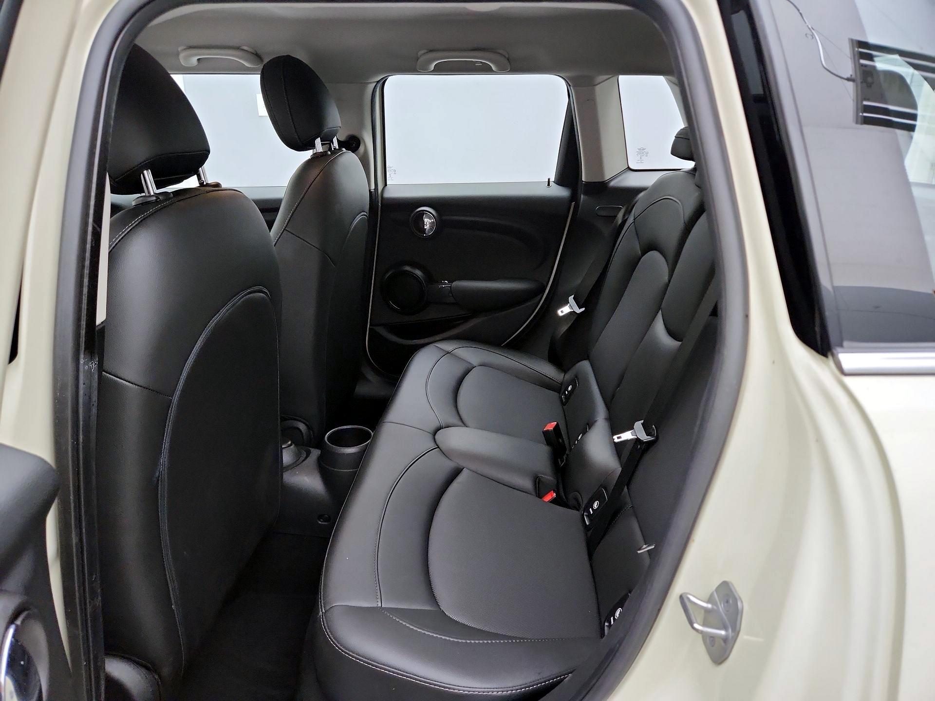 Thumbnail: 2021 MINI Cooper Hardtop - 18