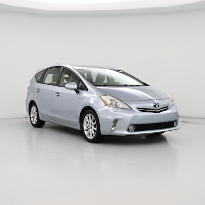 2014 Toyota Prius v Five