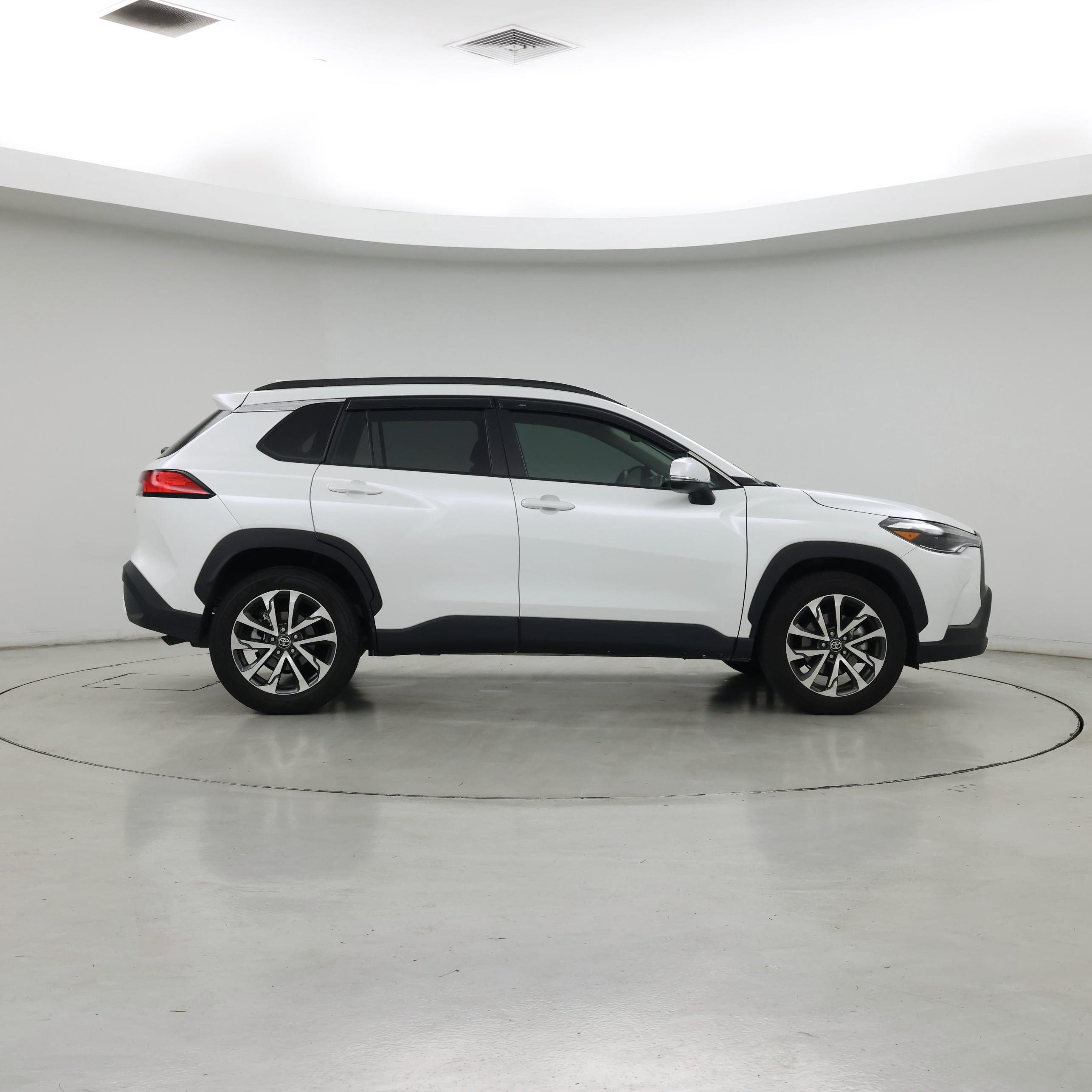 Thumbnail: 2023 Toyota Corolla Cross - 7