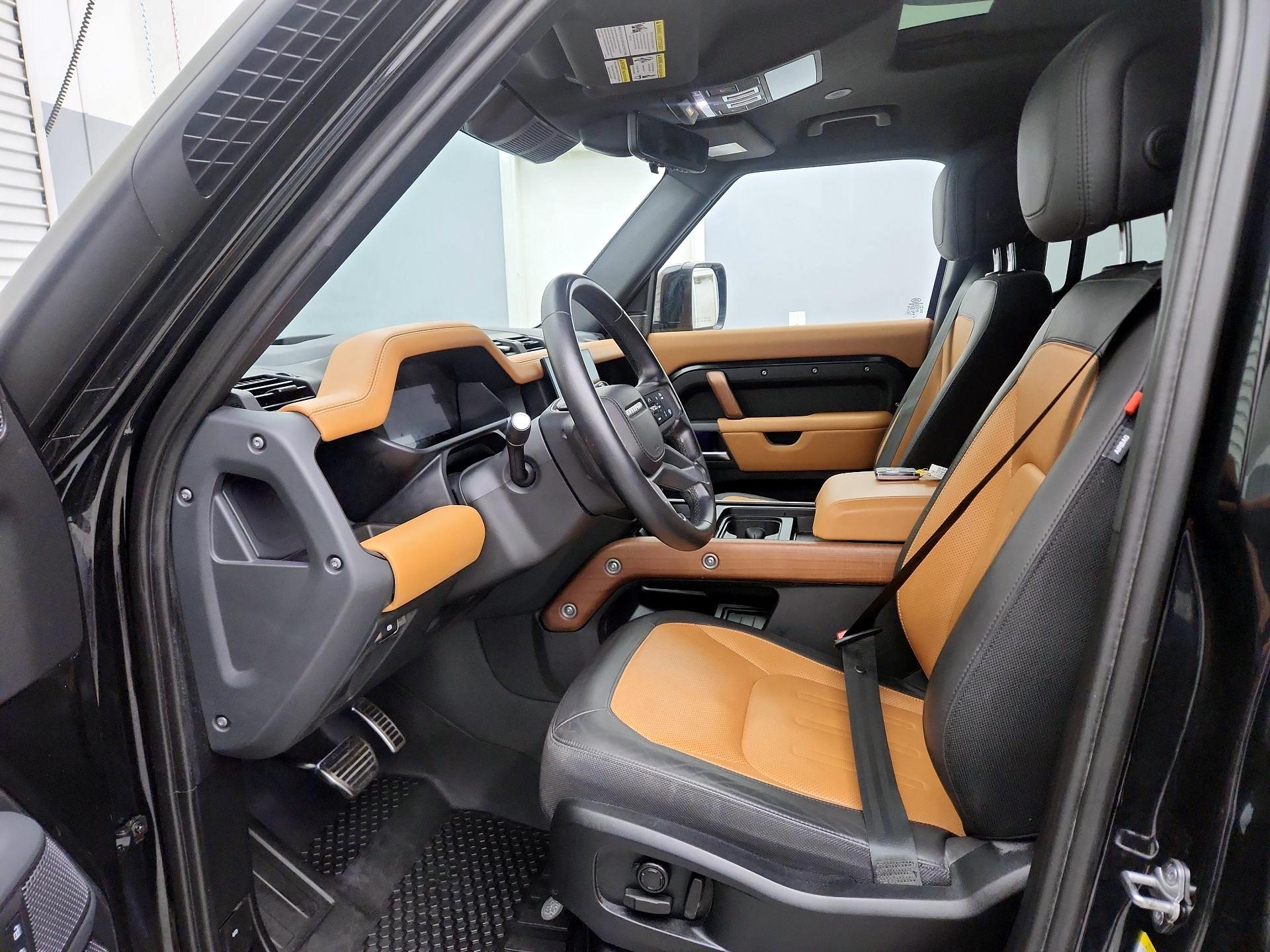 Thumbnail: 2023 Land Rover Defender - 11