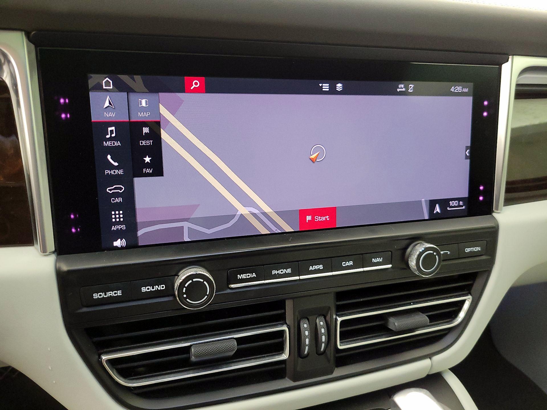 Thumbnail: 2019 Porsche Macan - 14