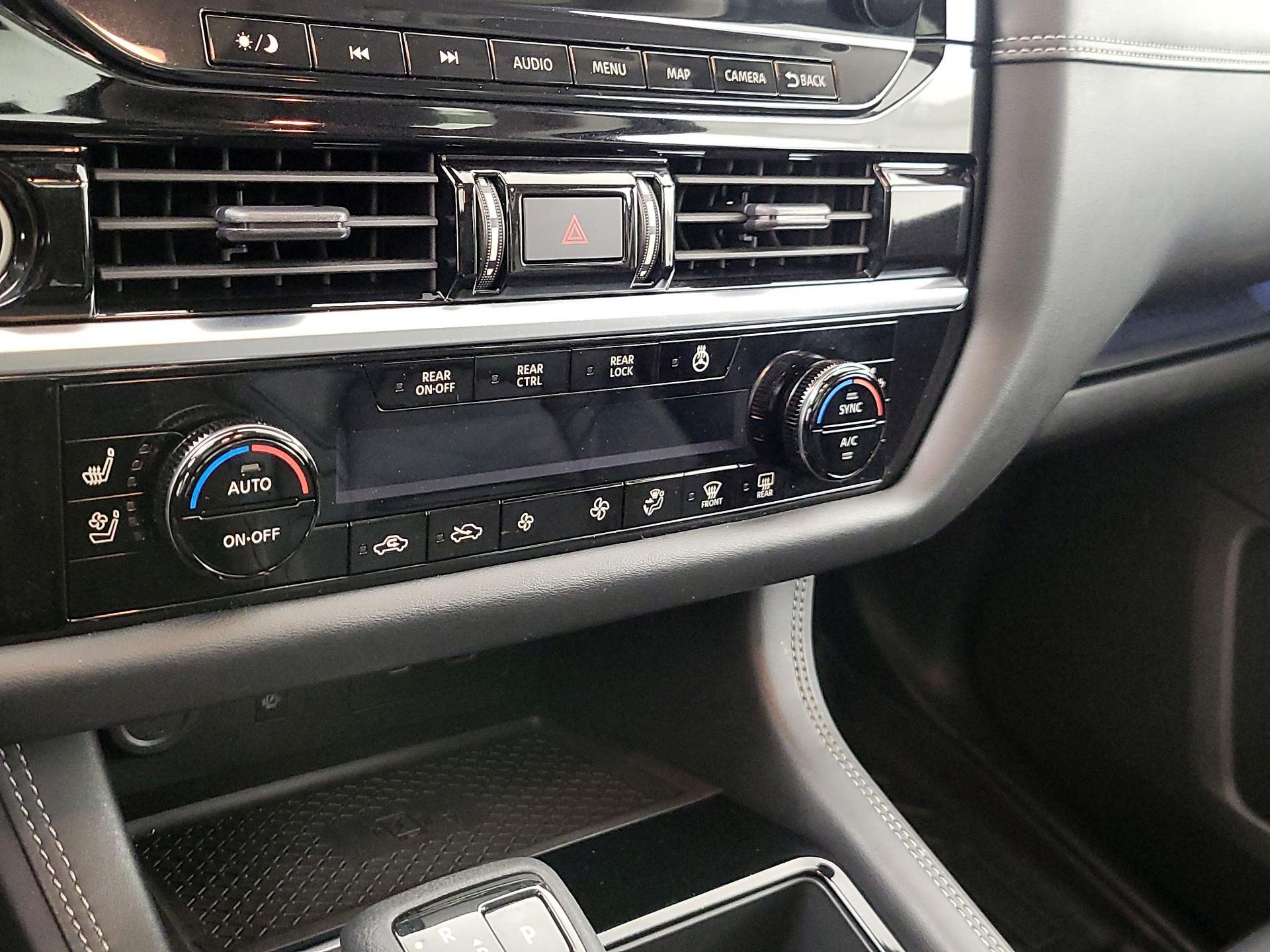 Thumbnail: 2023 Nissan Pathfinder - 17