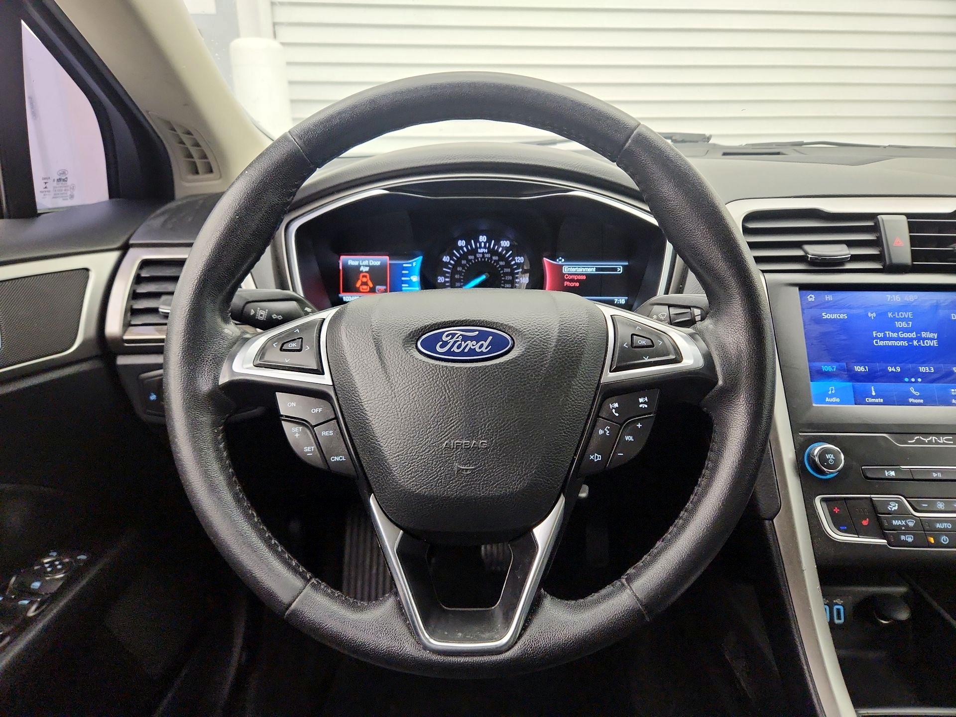 Thumbnail: 2020 Ford Fusion - 10