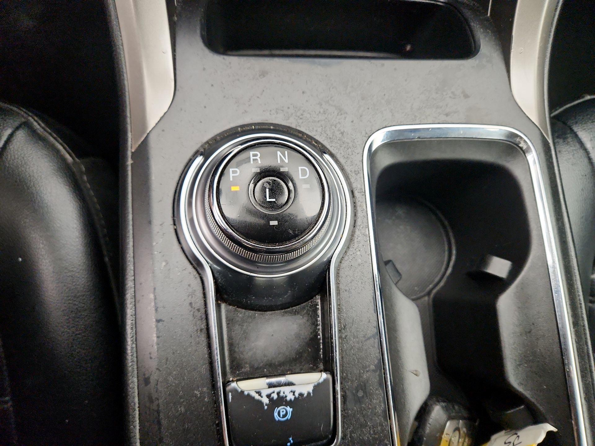 Thumbnail: 2020 Ford Fusion - 17