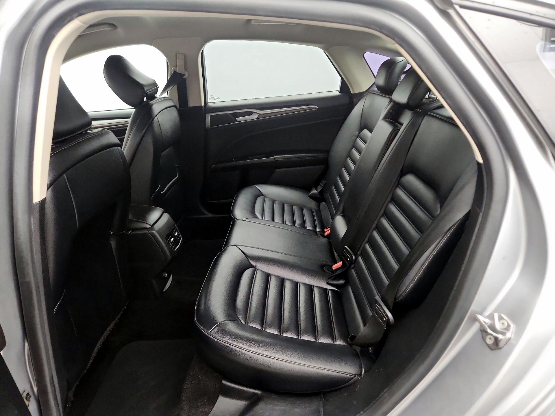 Thumbnail: 2020 Ford Fusion - 19