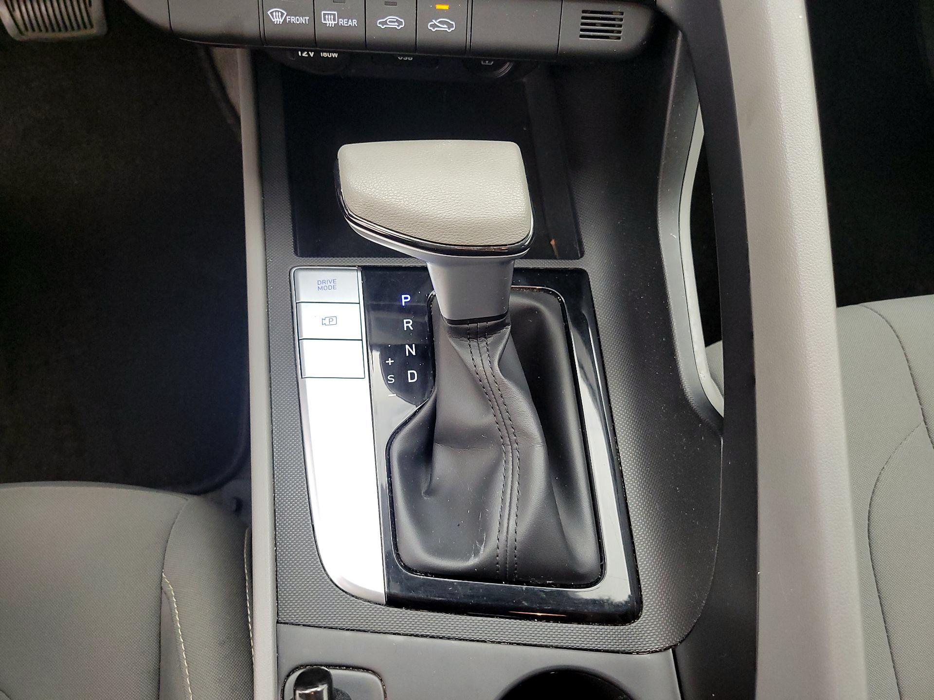 Thumbnail: 2023 Hyundai Elantra - 17