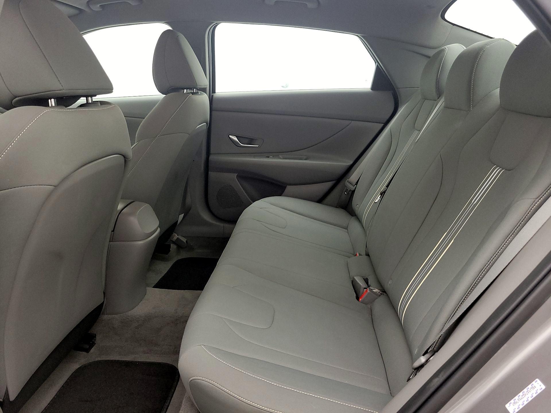 Thumbnail: 2023 Hyundai Elantra - 19