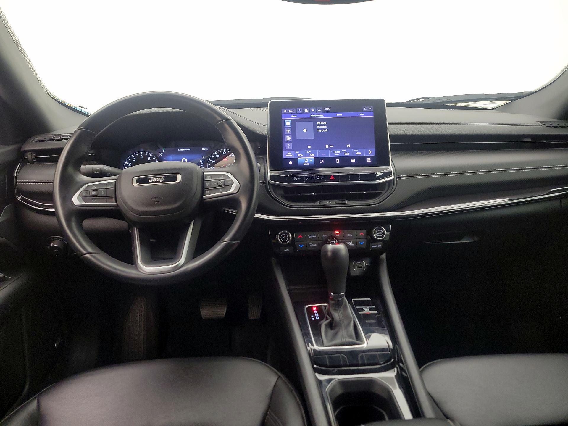 Thumbnail: 2022 Jeep Compass - 9