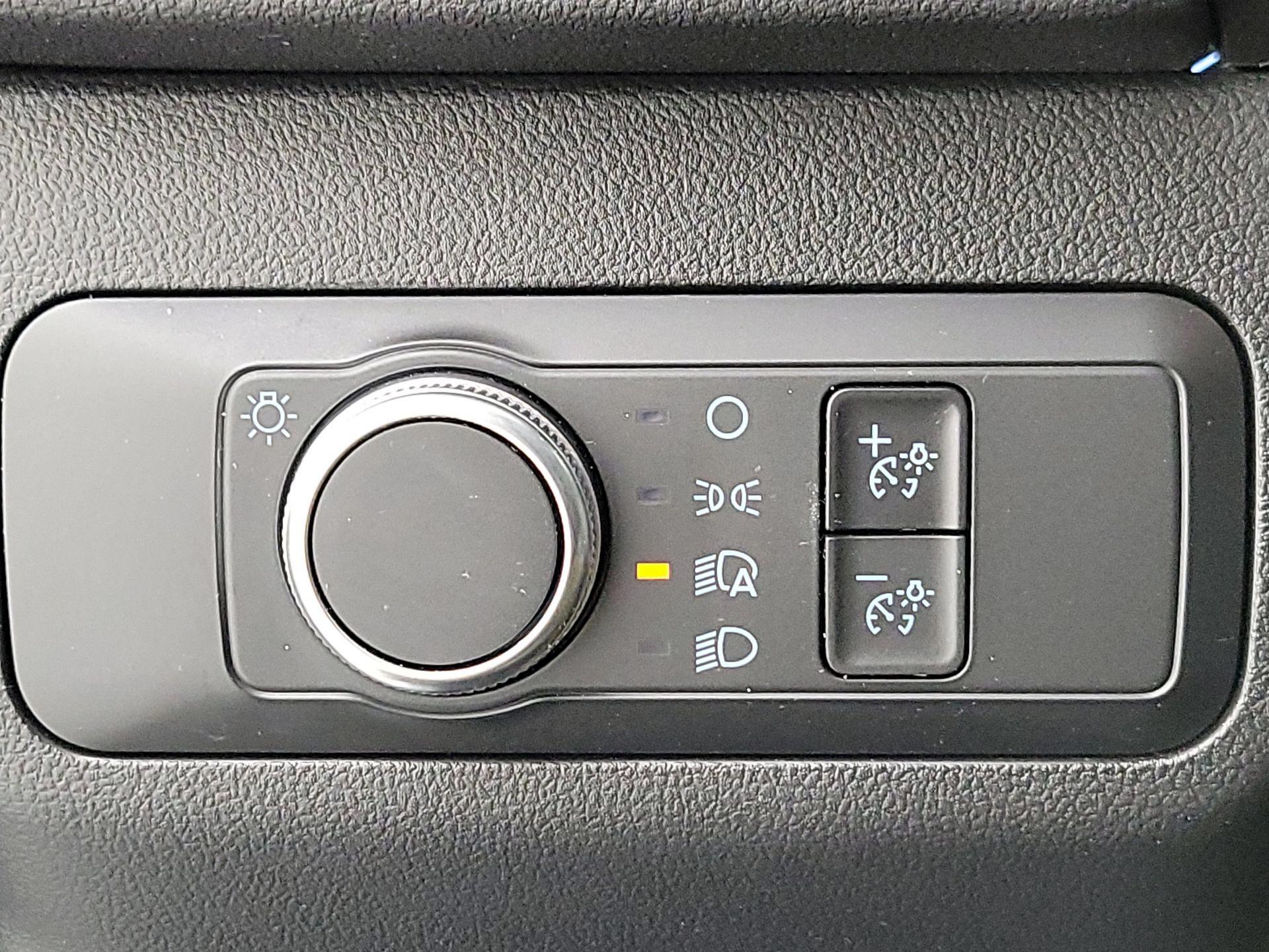 Thumbnail: 2022 Ford Escape - 13