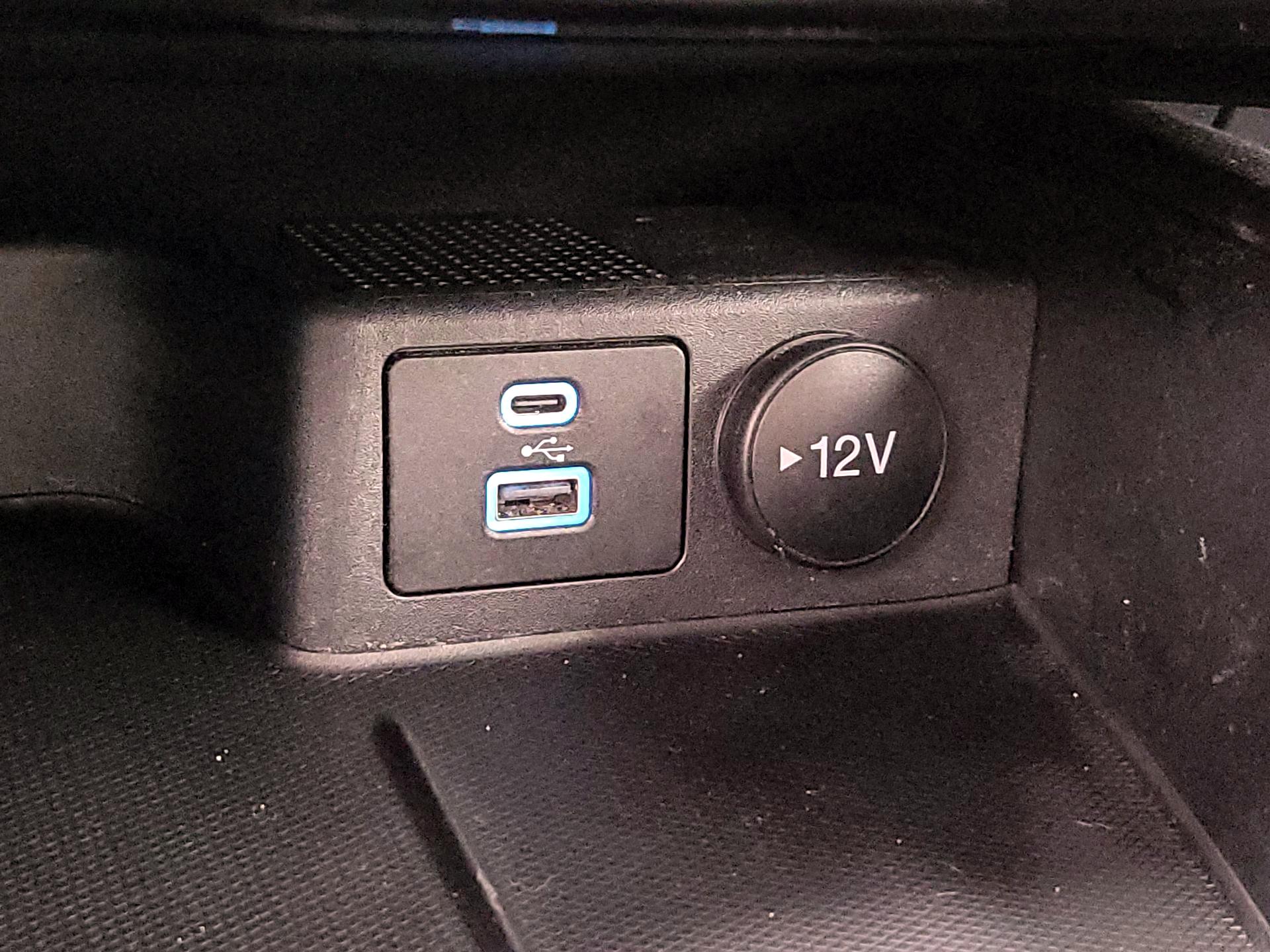 Thumbnail: 2022 Ford Escape - 19