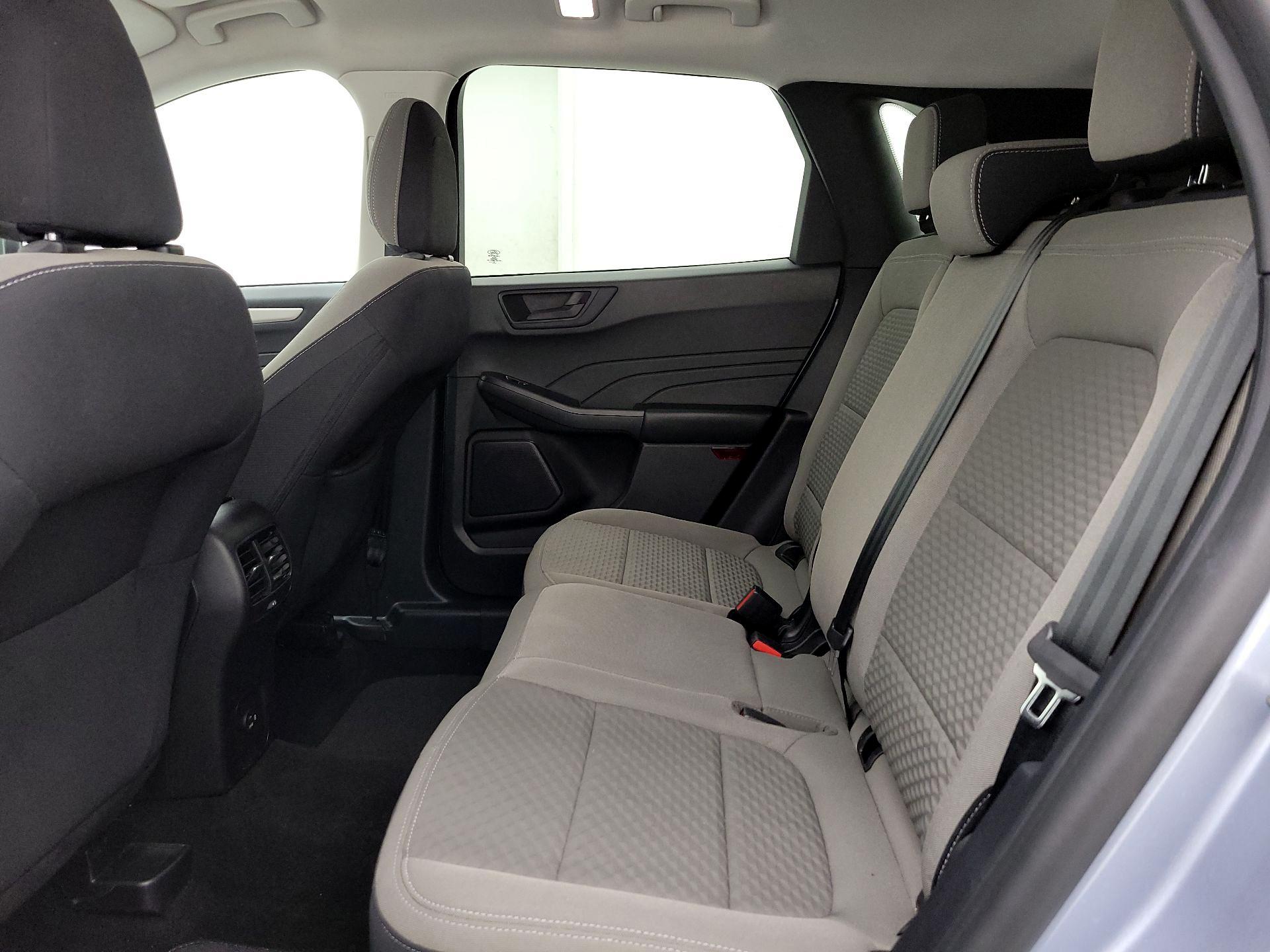 Thumbnail: 2022 Ford Escape - 20