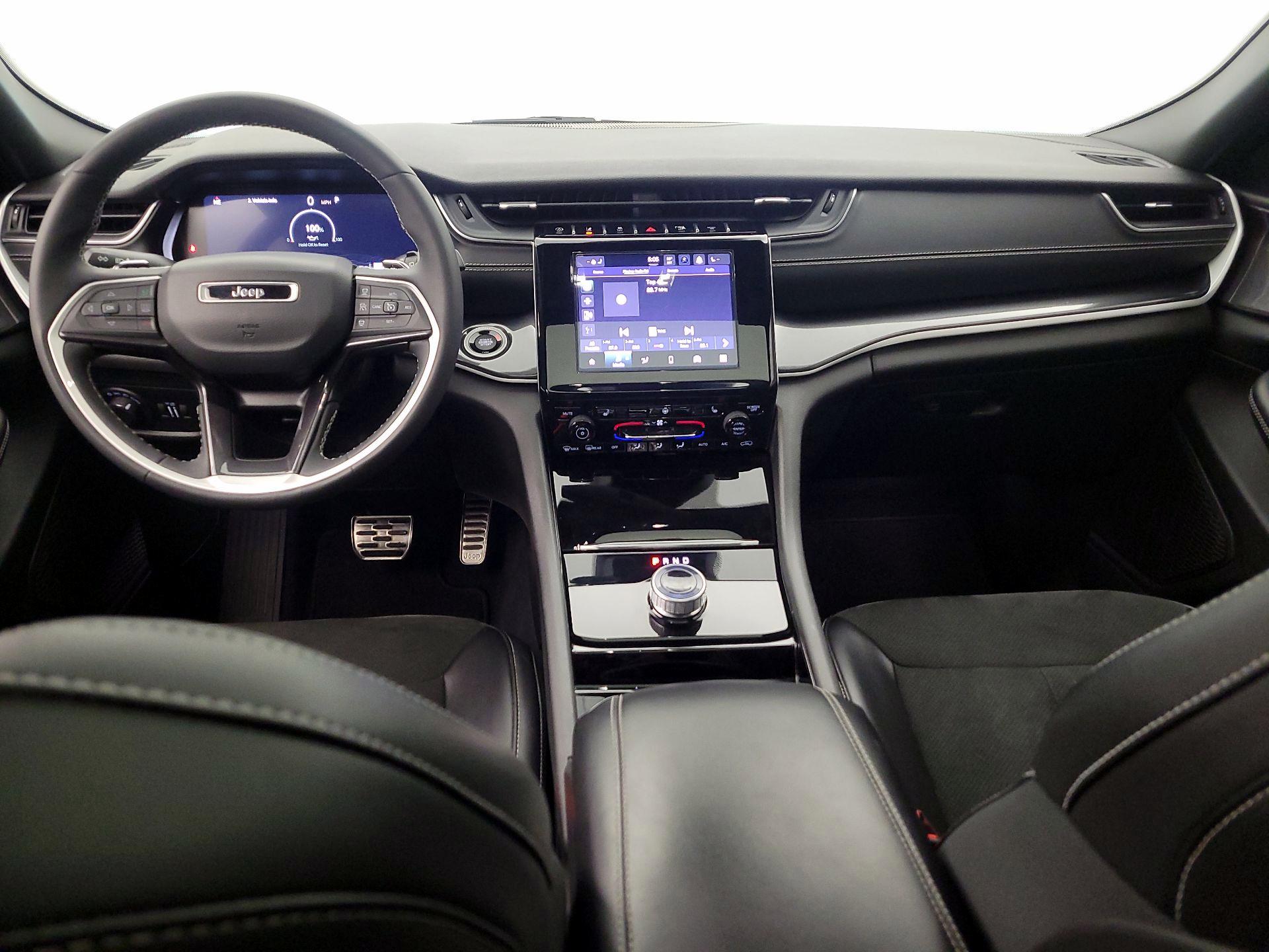 Thumbnail: 2023 Jeep Grand Cherokee - 9