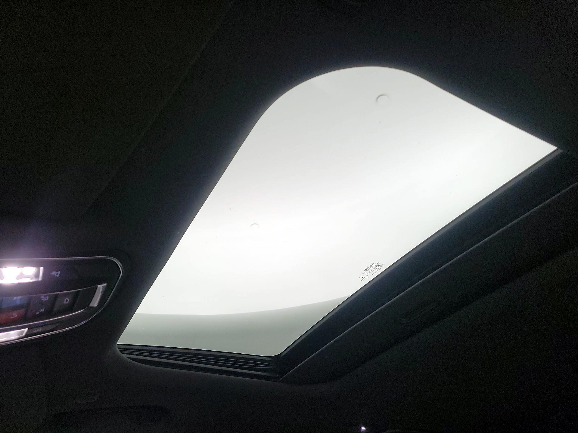 Thumbnail: 2023 Jeep Grand Cherokee - 19