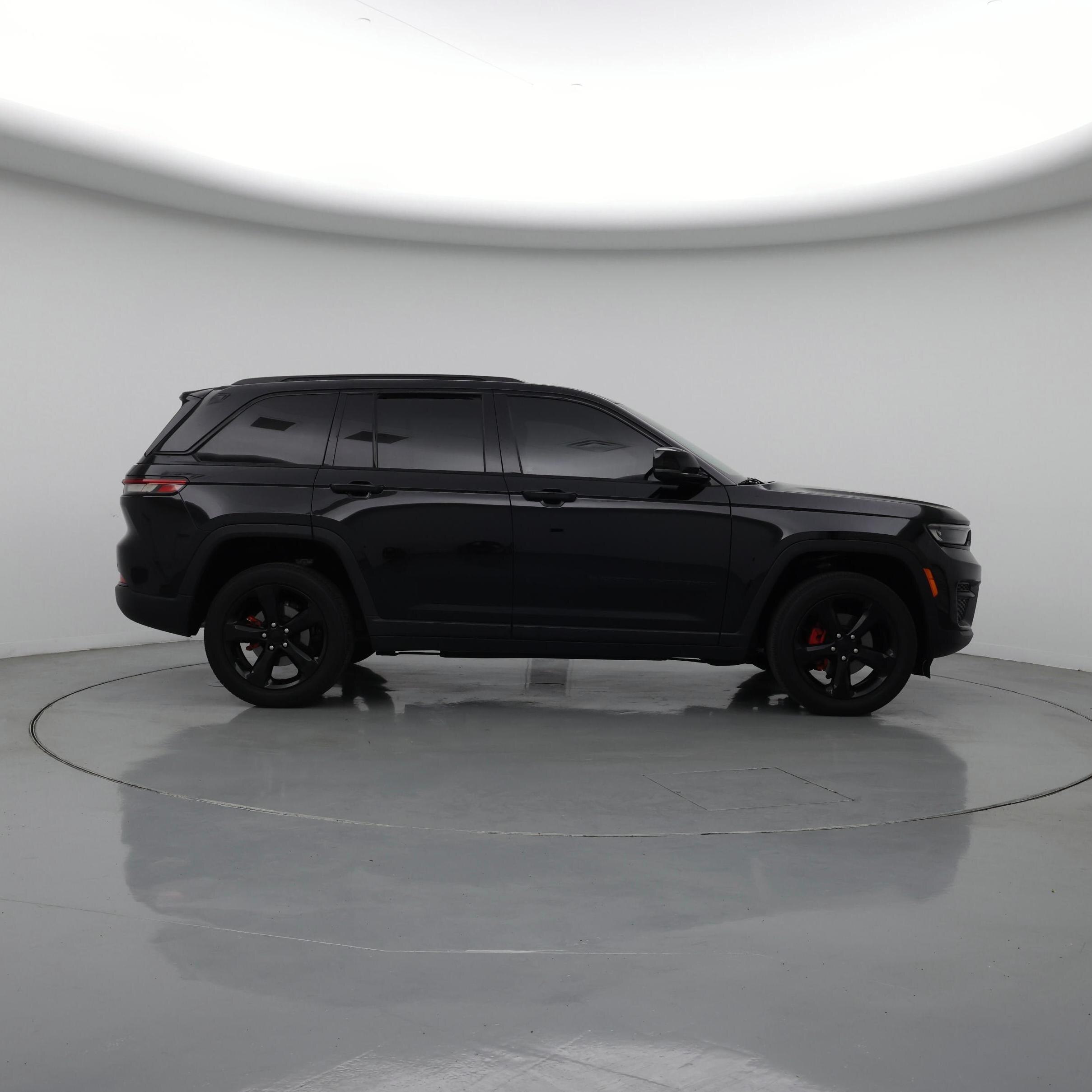 Thumbnail: 2023 Jeep Grand Cherokee - 7