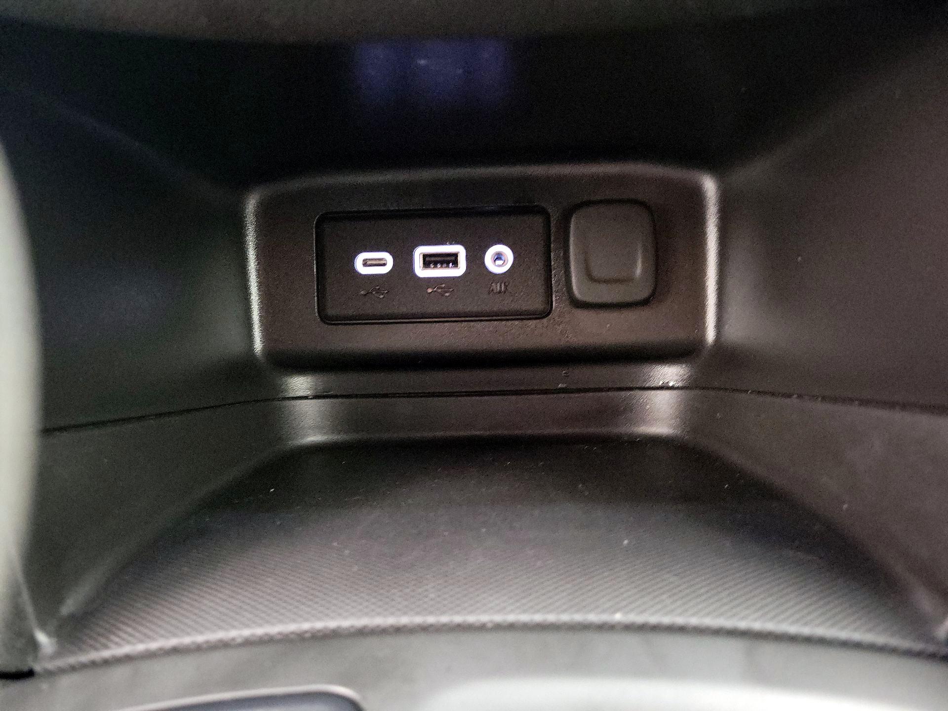 Thumbnail: 2023 Chevrolet Equinox - 16