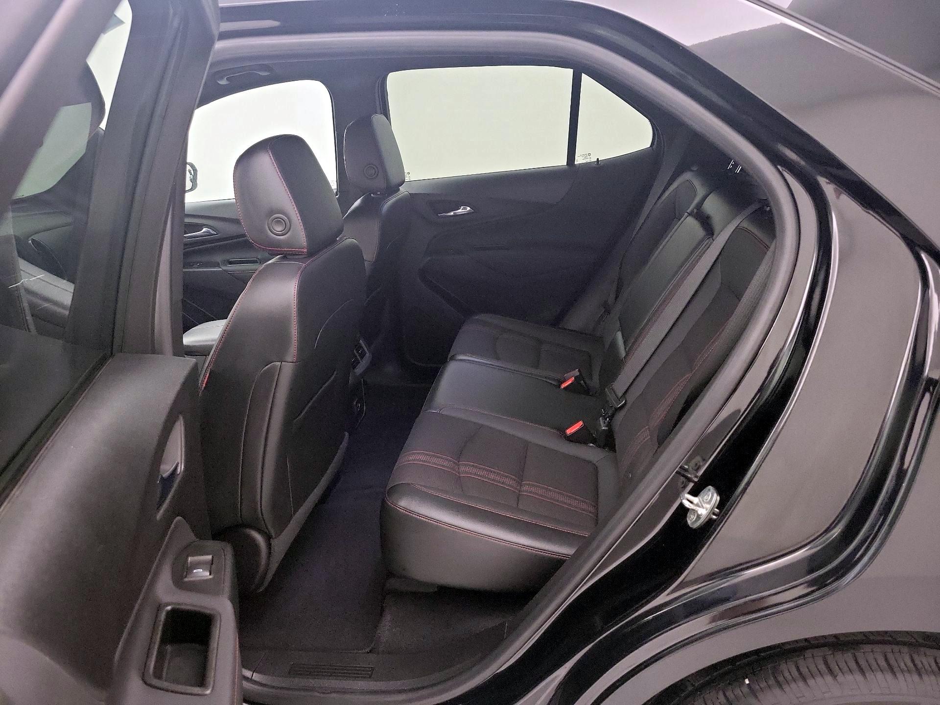 Thumbnail: 2023 Chevrolet Equinox - 17