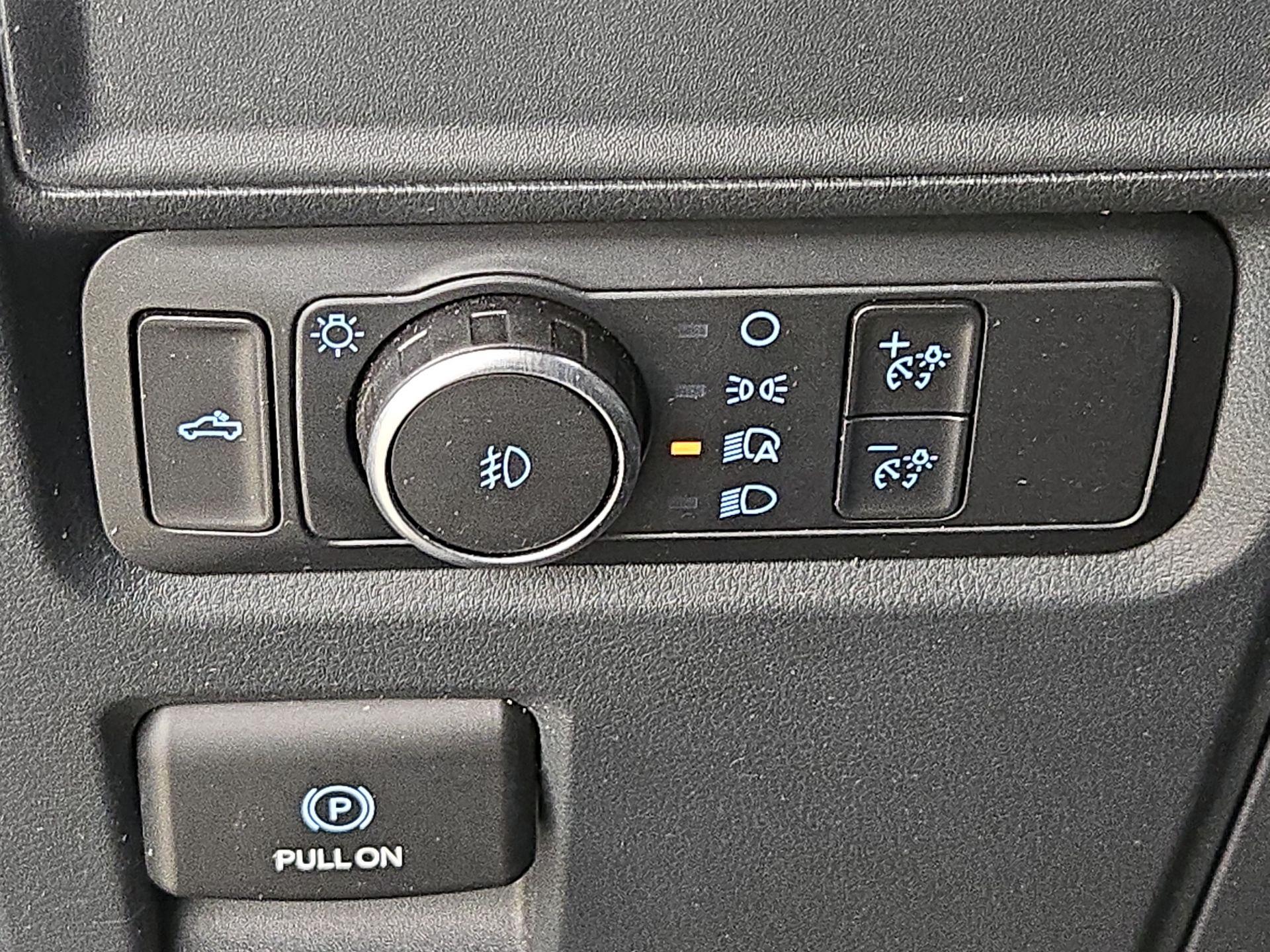 Thumbnail: 2022 Ford F-150 - 13