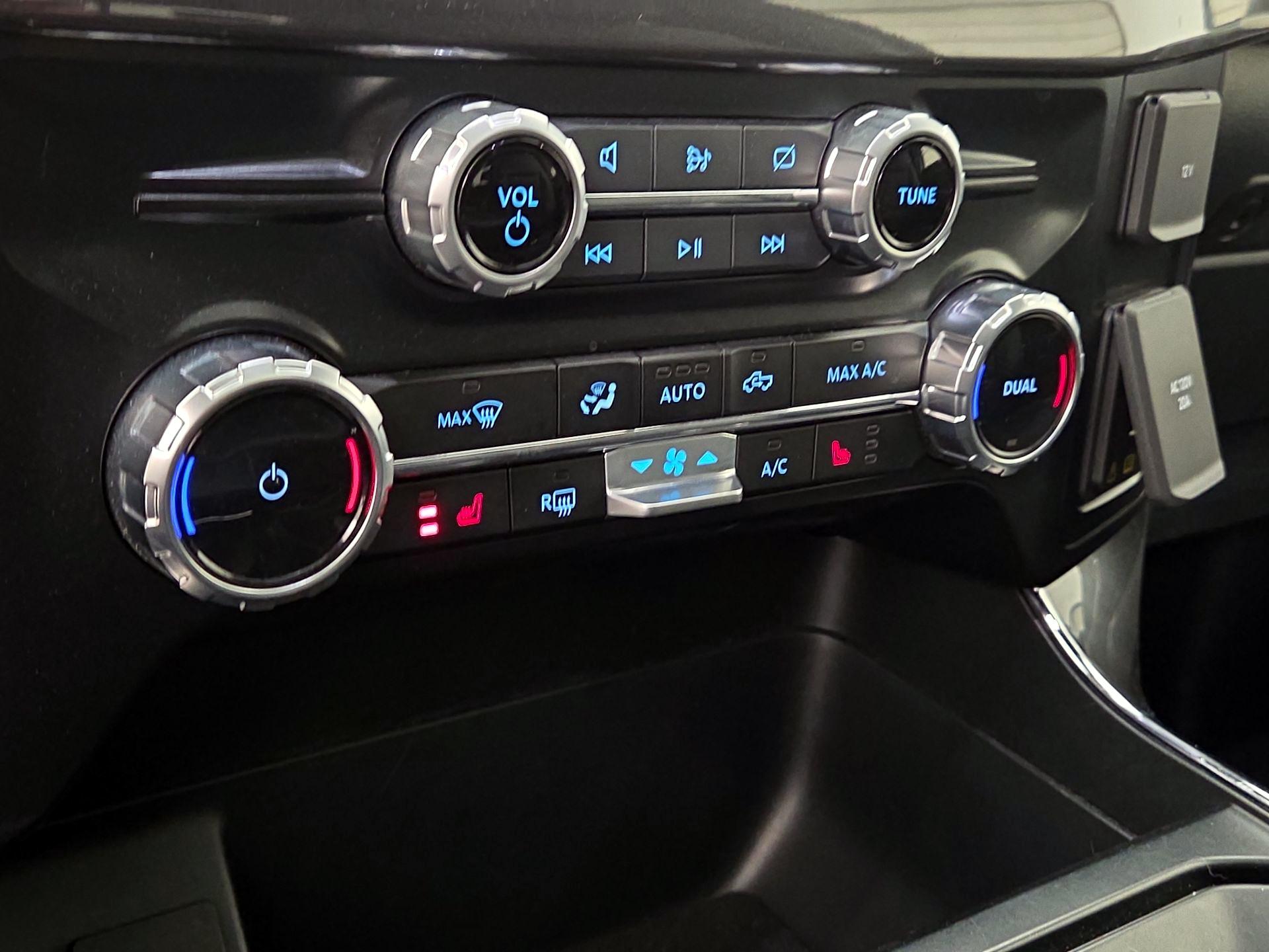 Thumbnail: 2023 Ford F-150 - 16