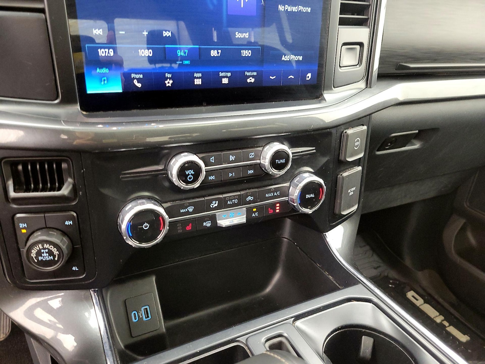 2022 Ford F-150 XLT - Photo 17