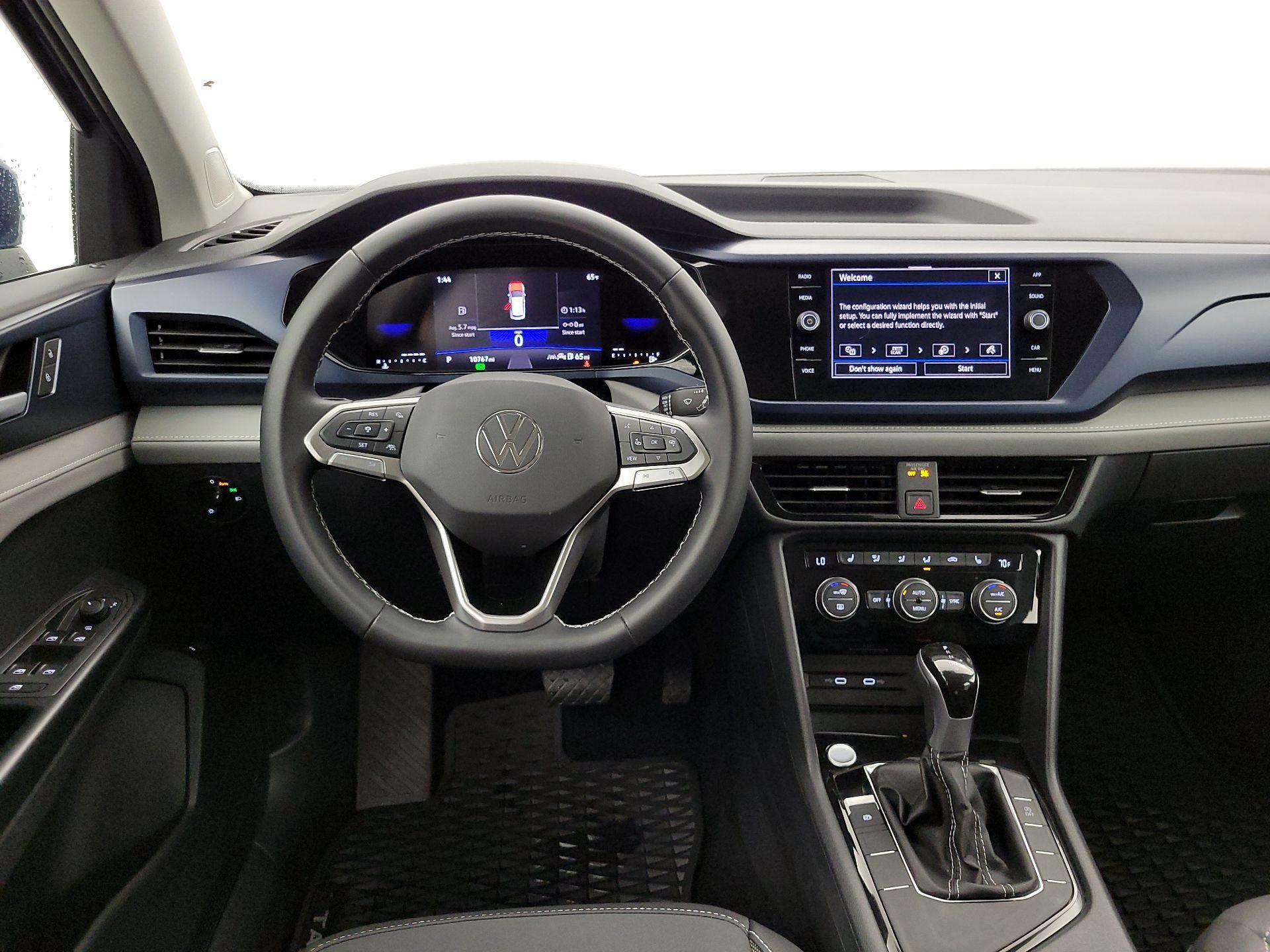 Thumbnail: 2024 Volkswagen Taos - 10