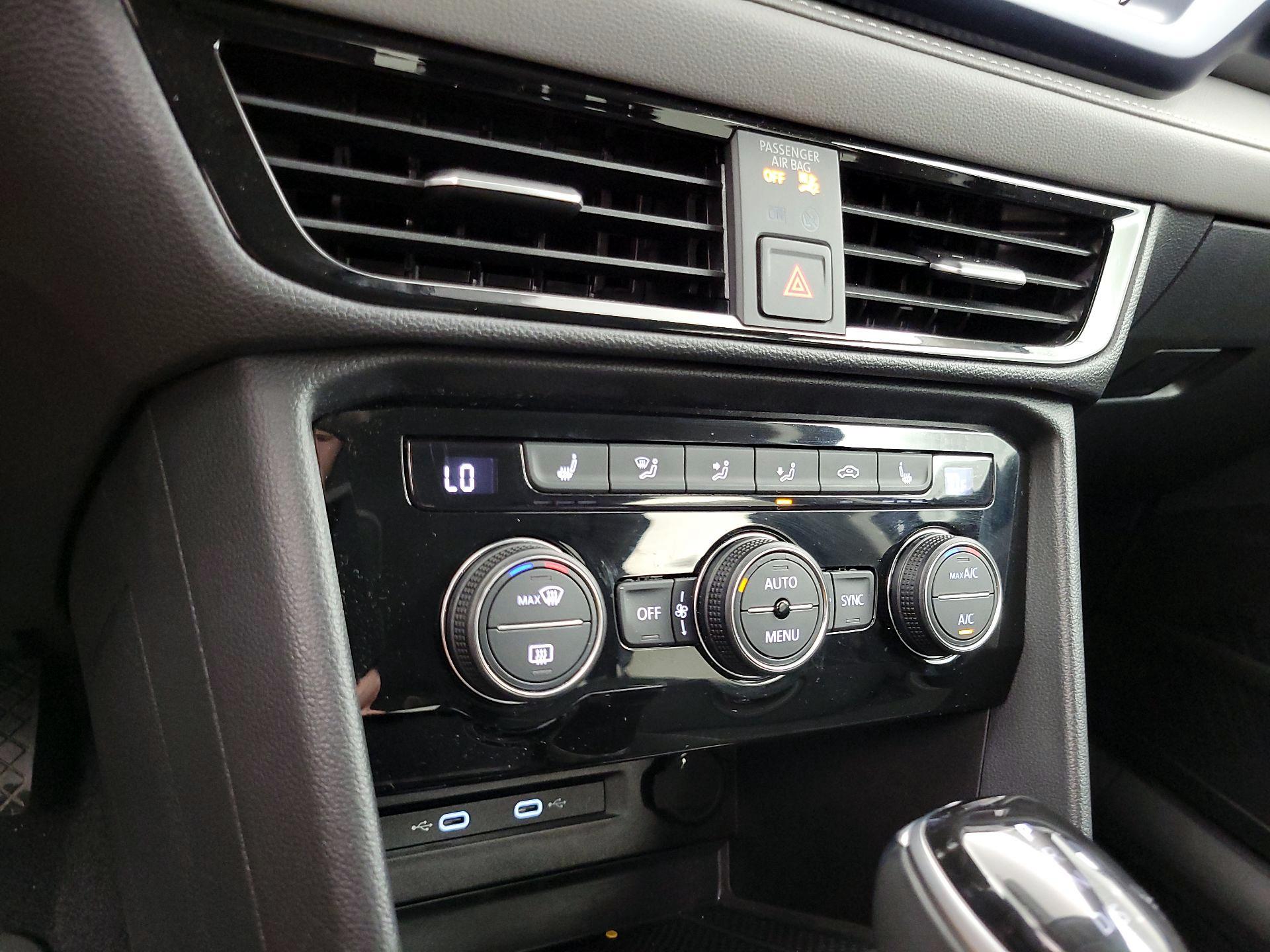 Thumbnail: 2024 Volkswagen Taos - 16