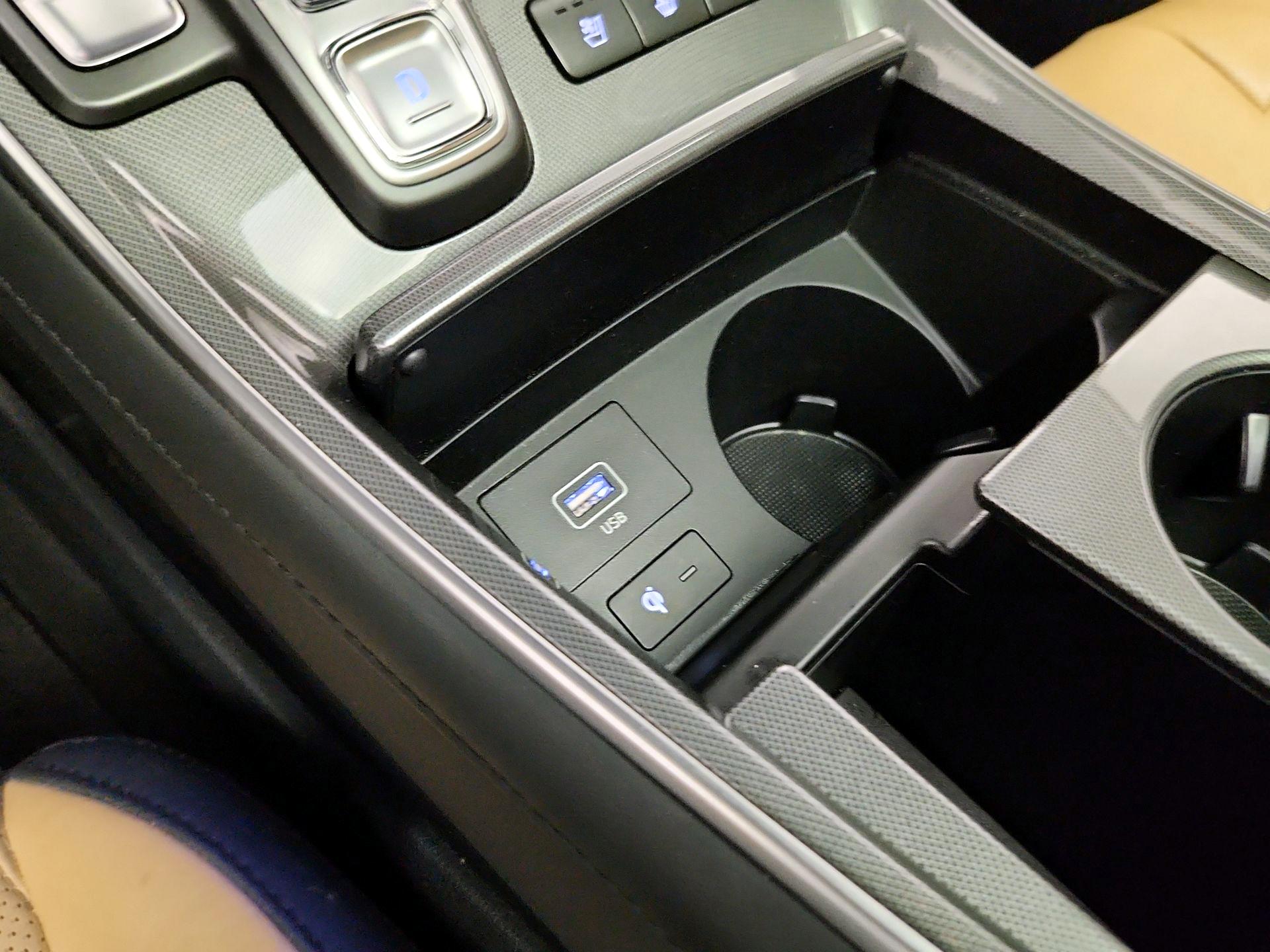 Thumbnail: 2023 Hyundai Santa Fe - 19