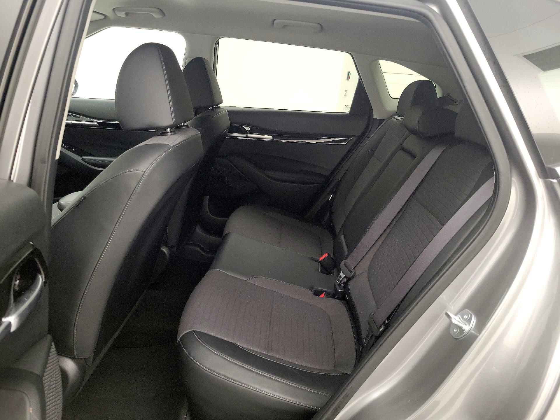 Thumbnail: 2023 Kia Seltos - 19