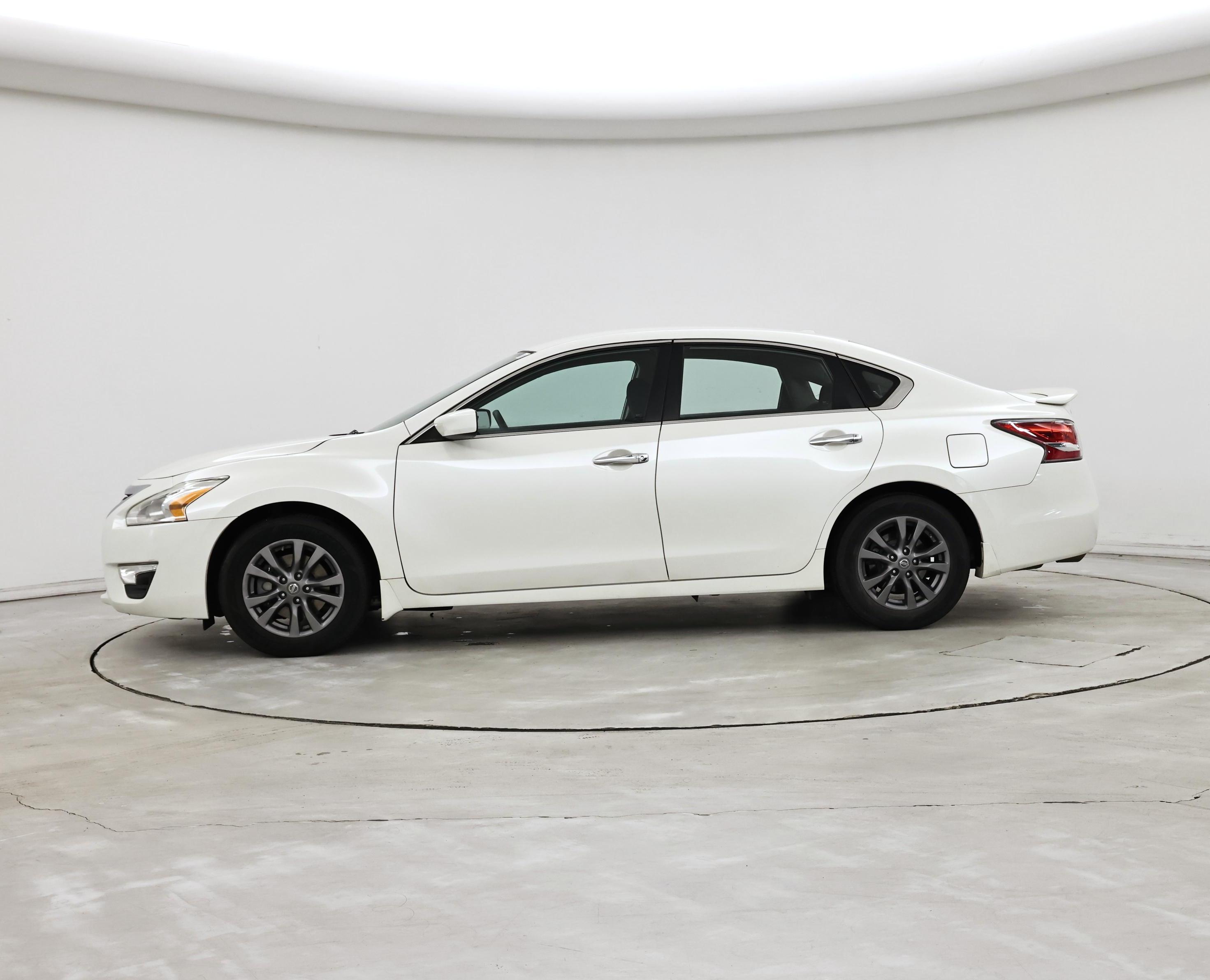 Thumbnail: 2015 Nissan Altima - 3