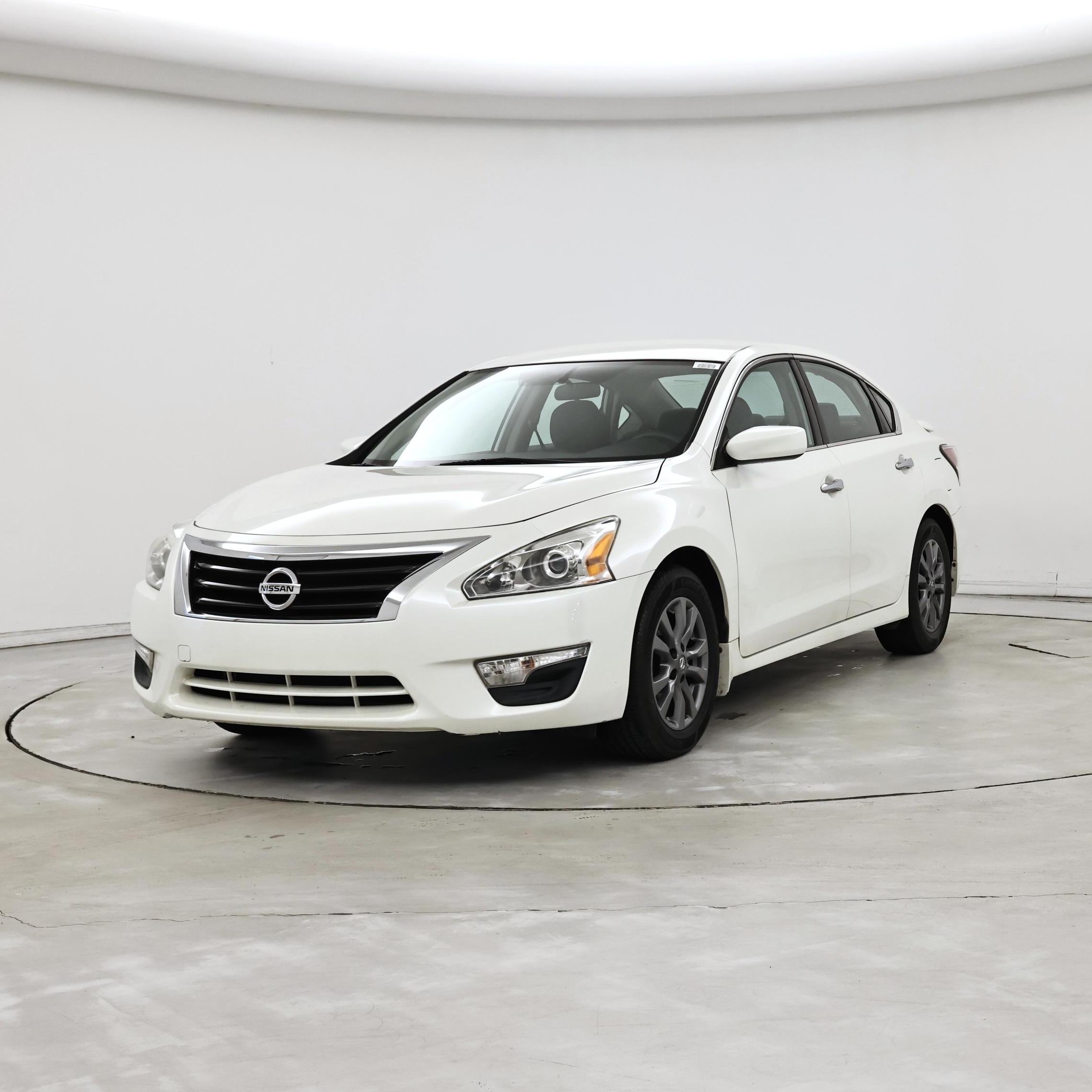Thumbnail: 2015 Nissan Altima - 4