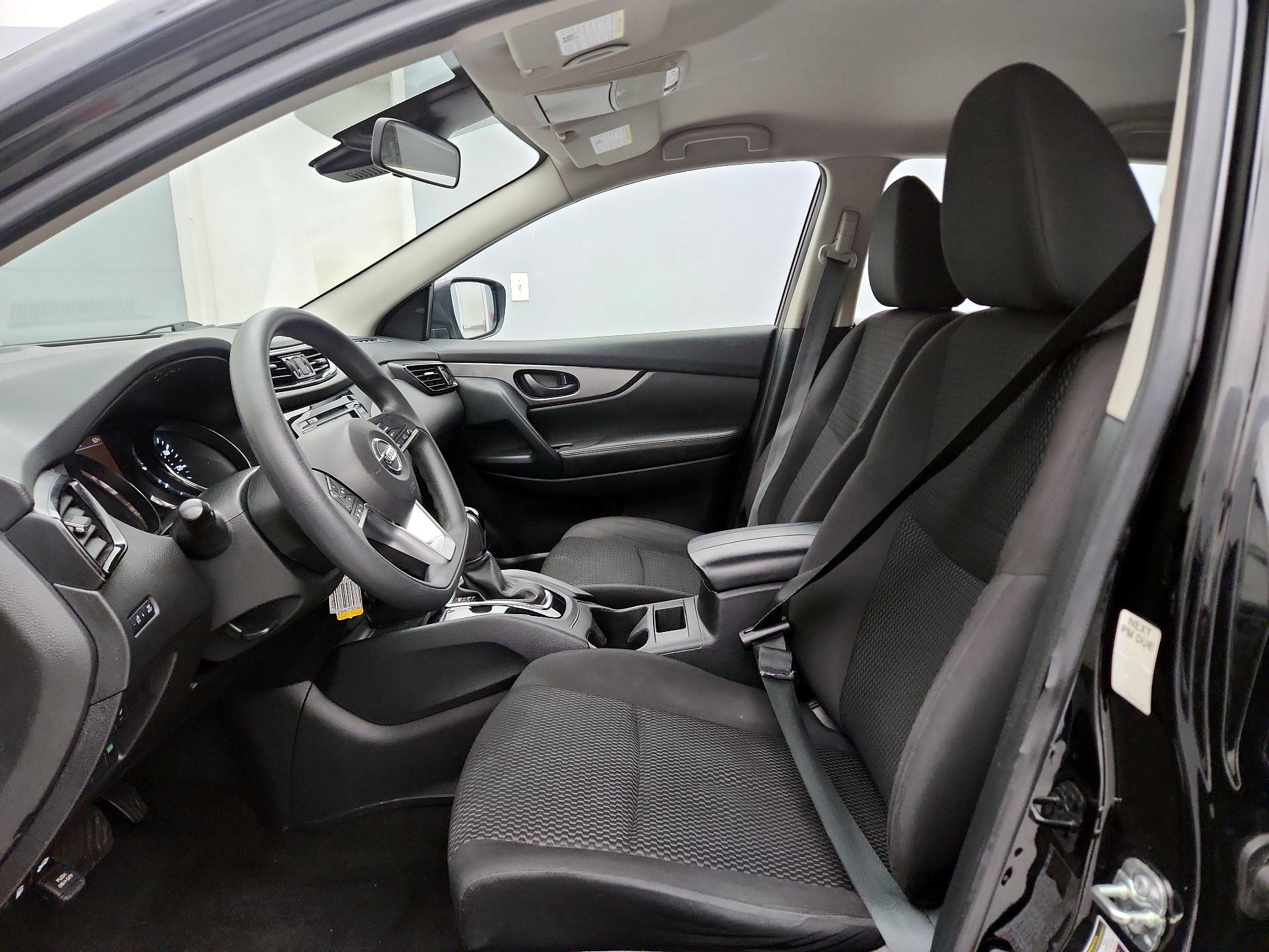 Thumbnail: 2021 Nissan Rogue Sport - 11