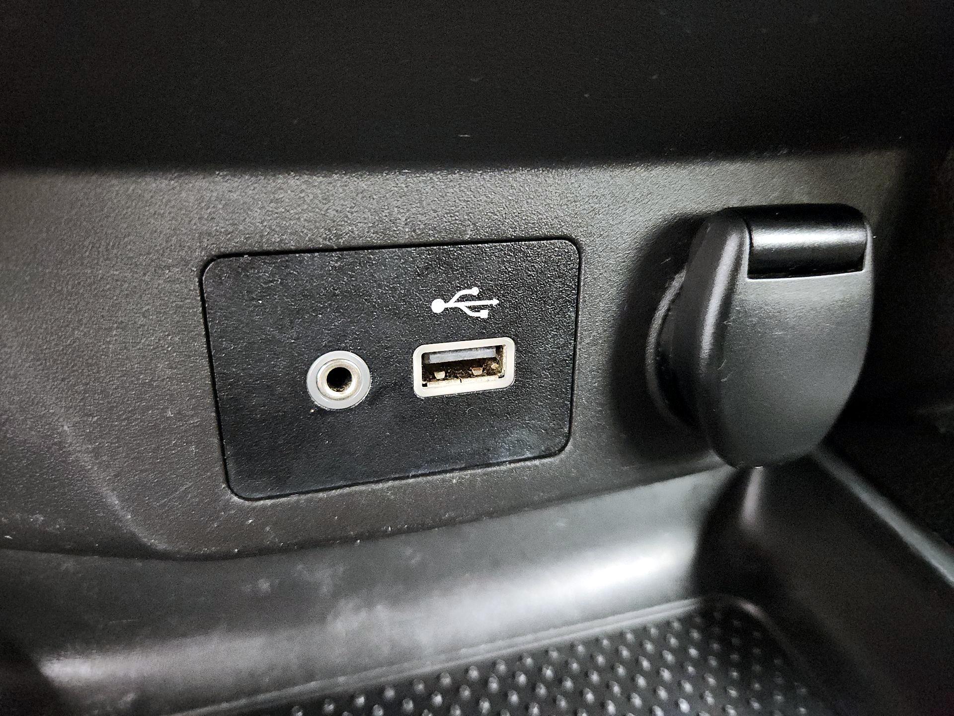 Thumbnail: 2021 Nissan Rogue Sport - 18