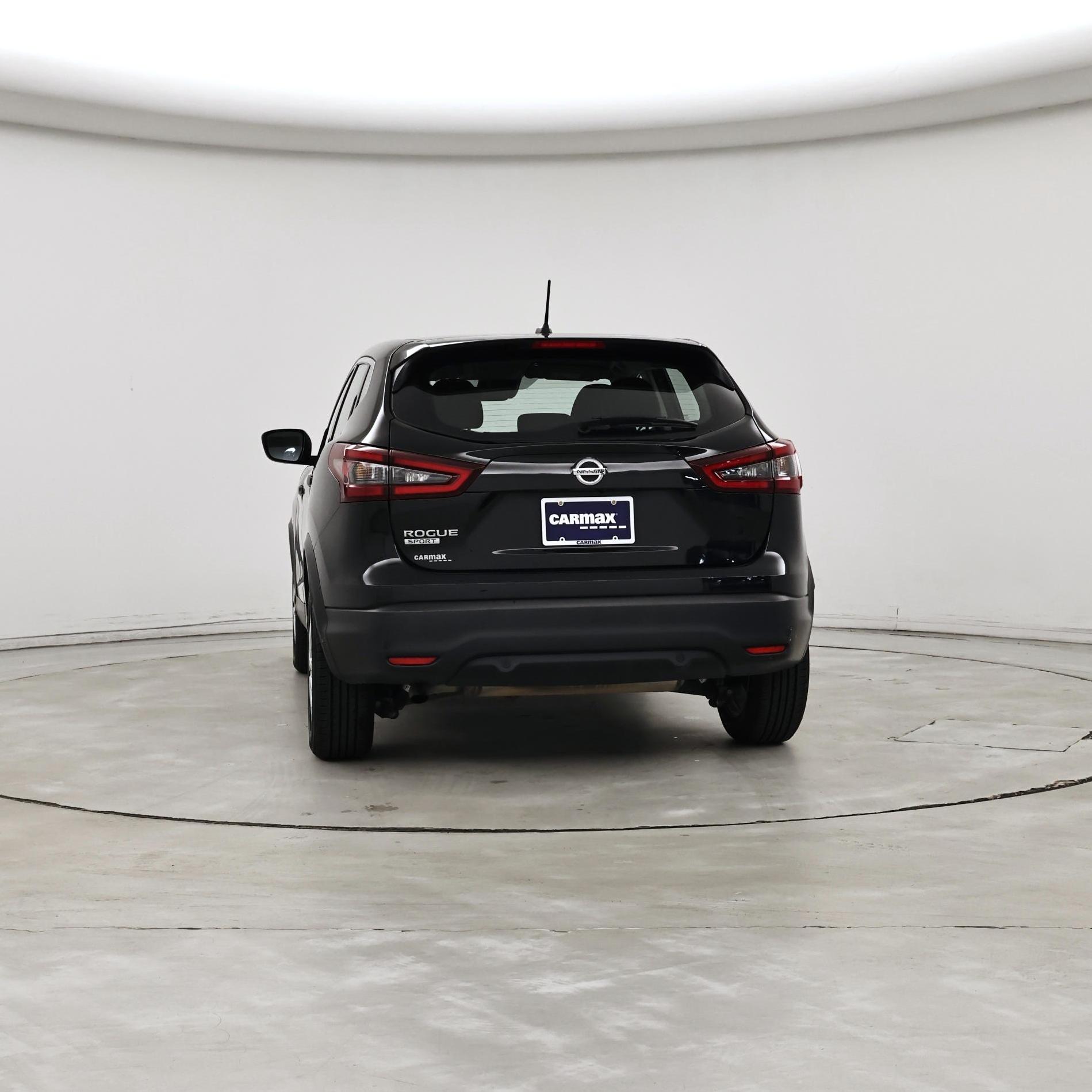 Thumbnail: 2021 Nissan Rogue Sport - 6