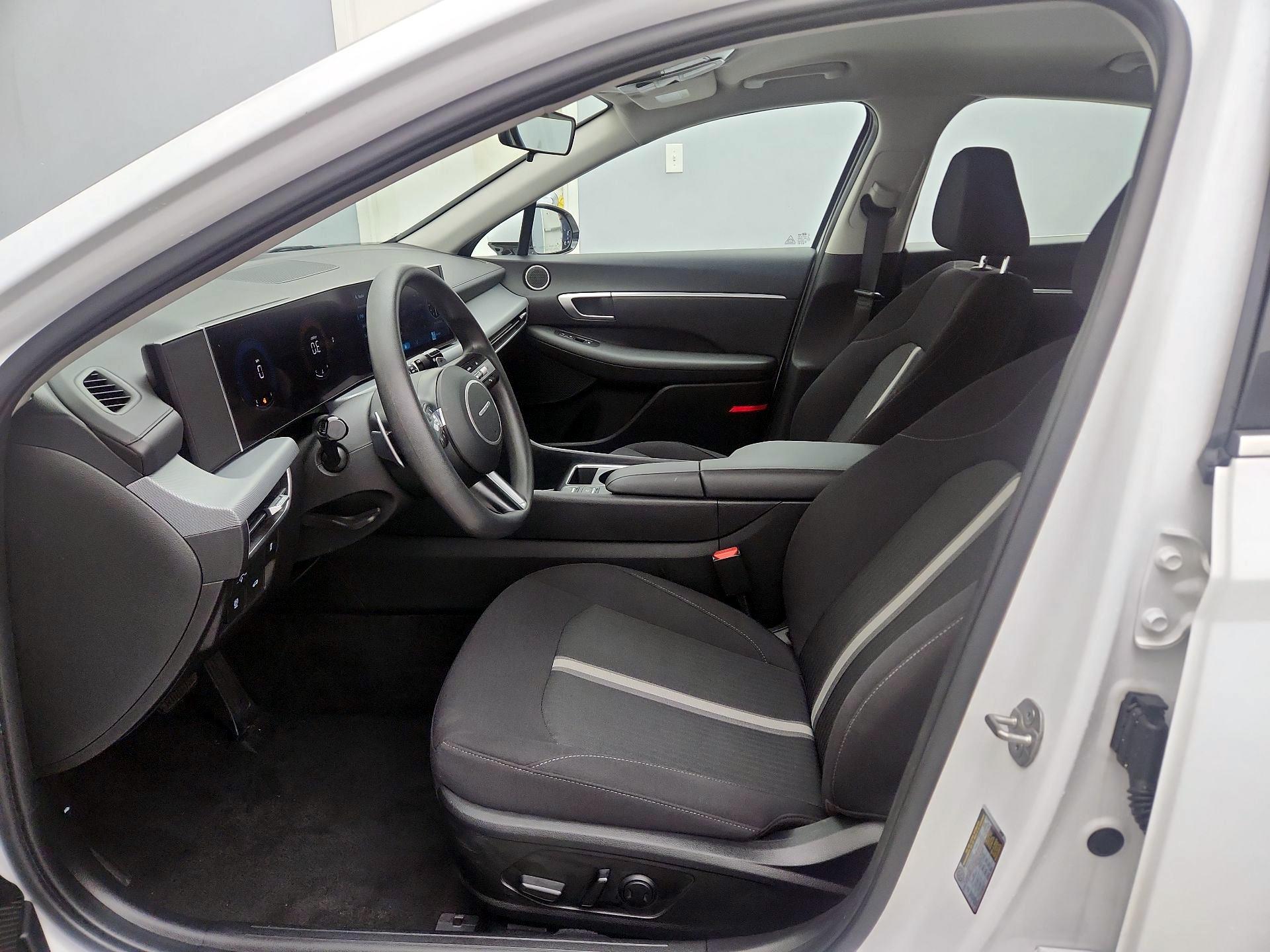 Thumbnail: 2024 Hyundai Sonata - 11