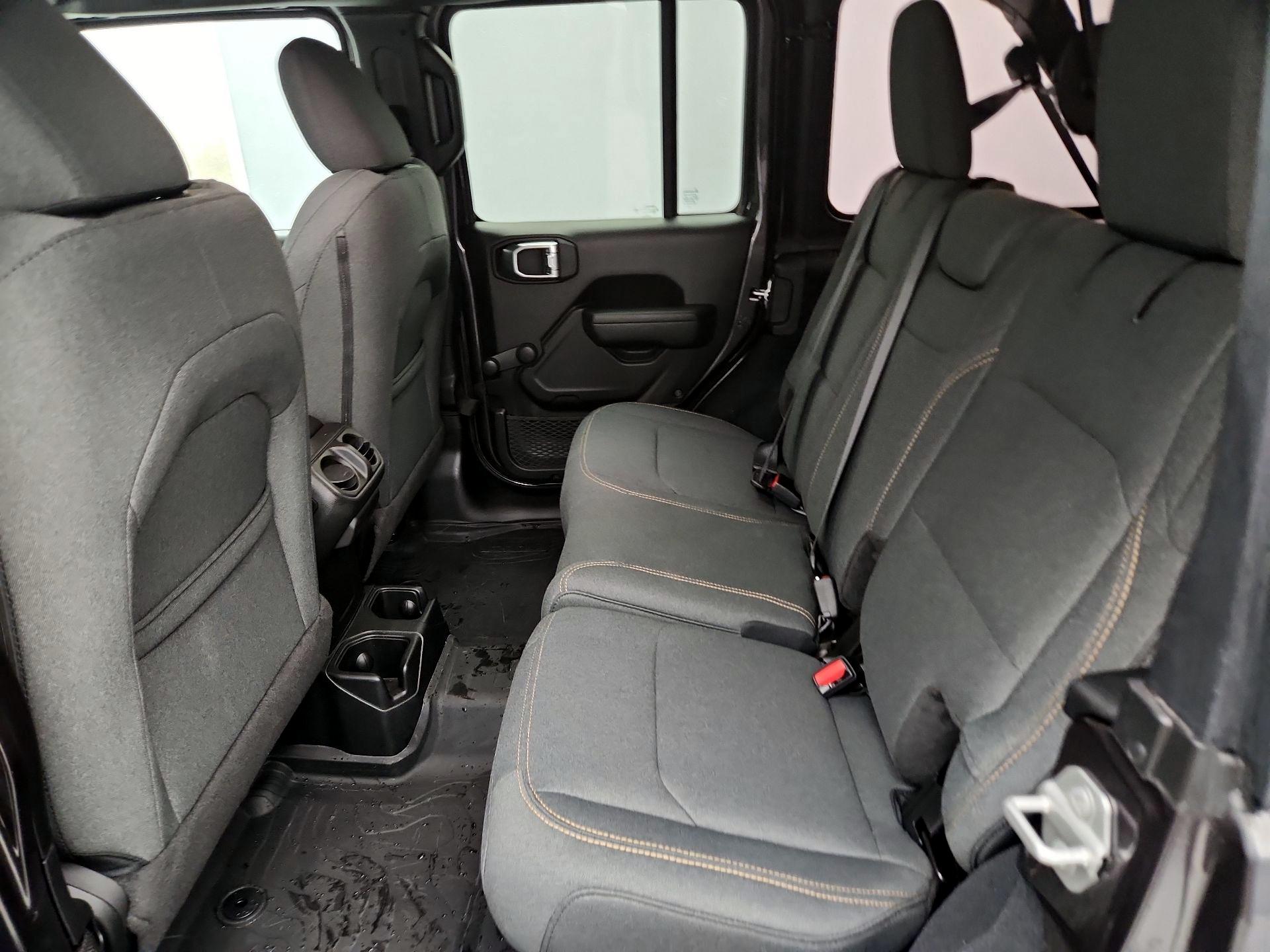 Thumbnail: 2024 Jeep Wrangler - 19