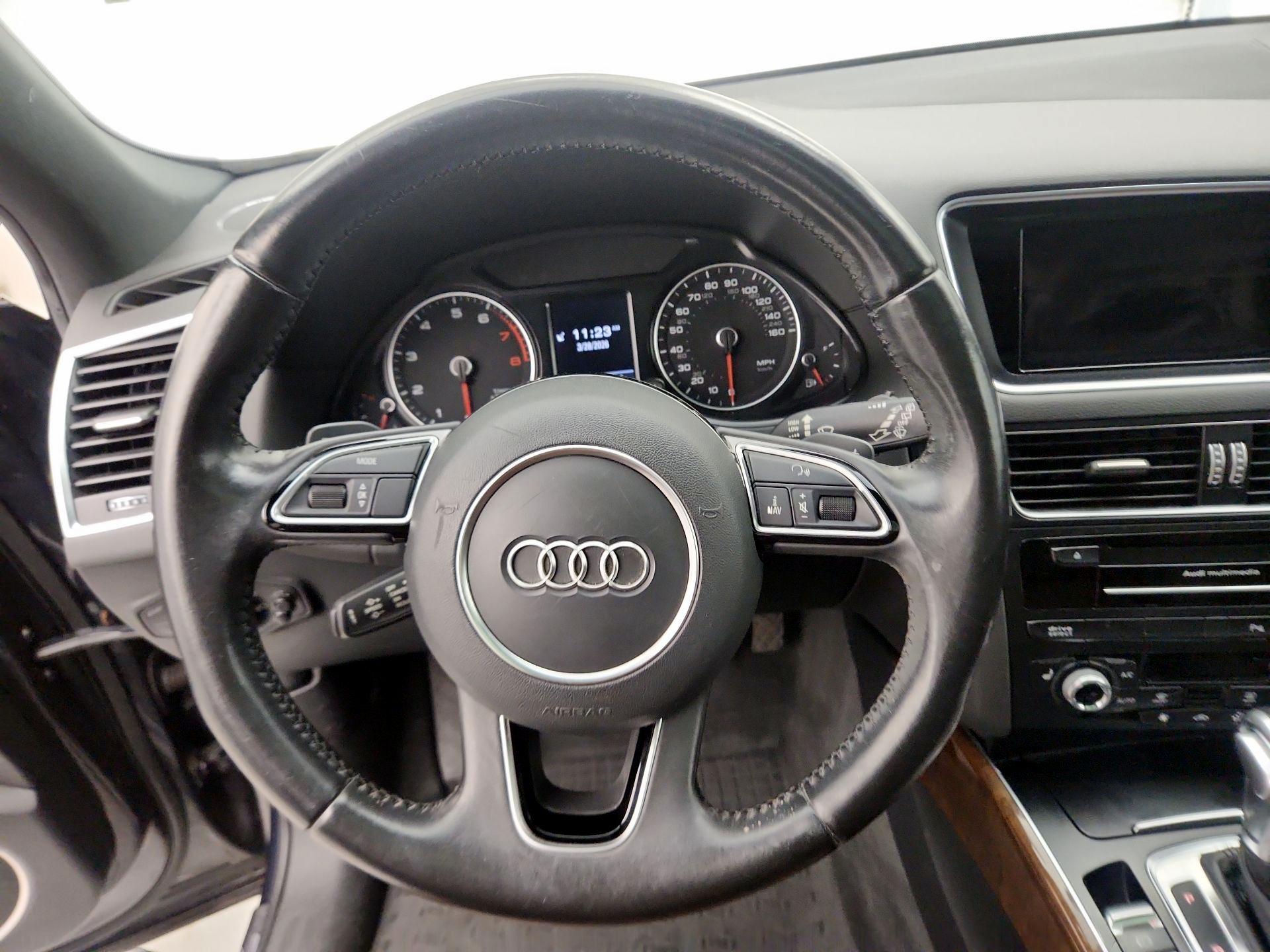 Thumbnail: 2015 Audi Q5 - 10