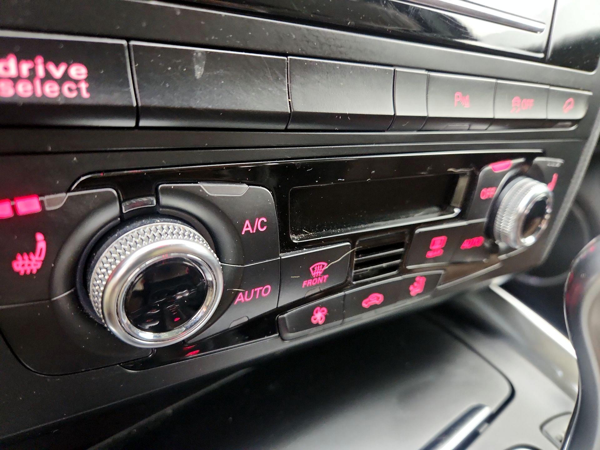 Thumbnail: 2015 Audi Q5 - 17