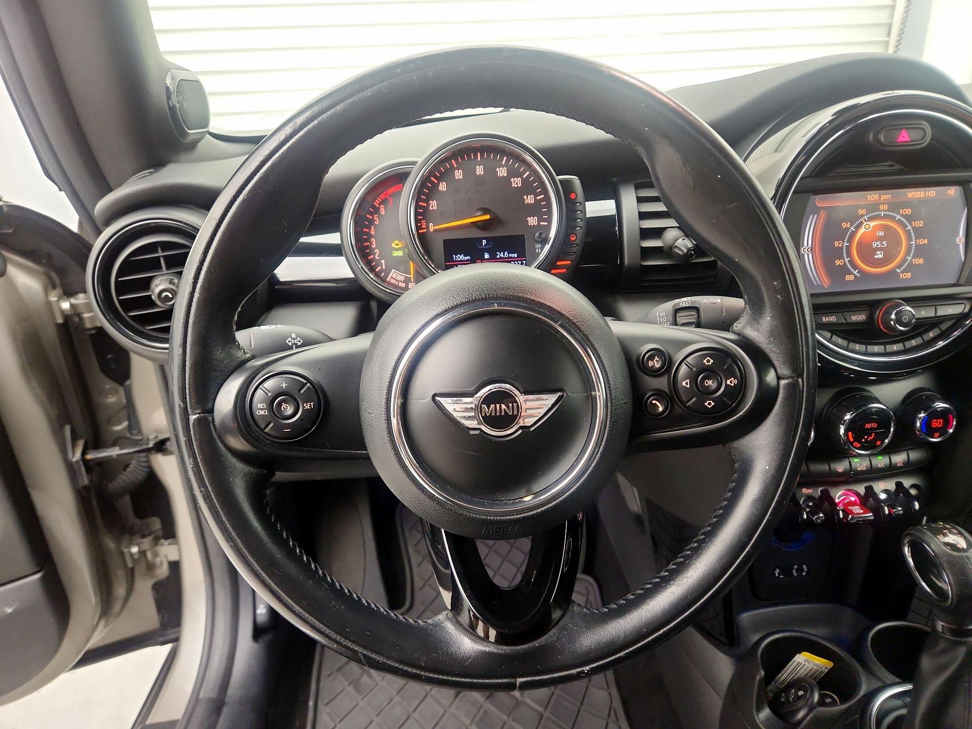 Thumbnail: 2016 MINI Cooper - 10